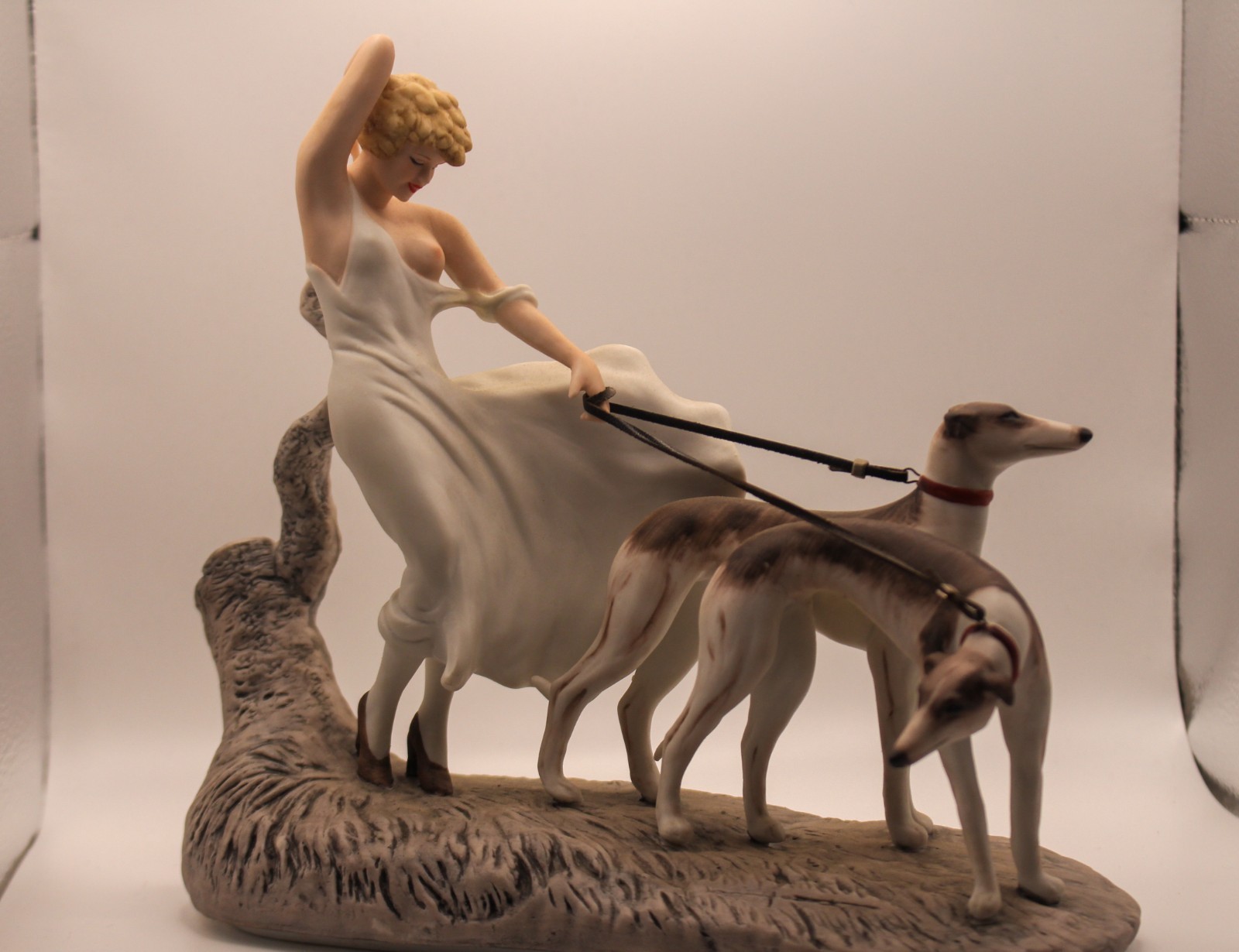 COUP DE VENT or Gust Of Wind Figurine By LOUIS ICART 1925 (Replica Made 1984)