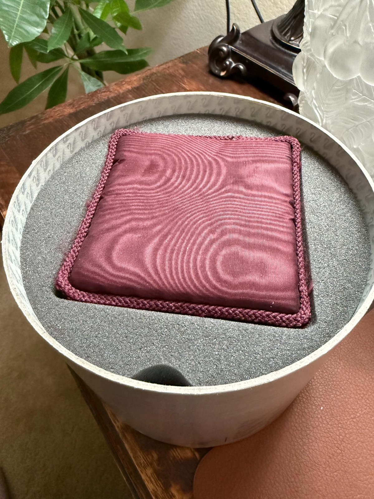 Swarovski THE ORCHID (PINK) 7478 NR 000 003 200287 MINT in Original Box Pillow