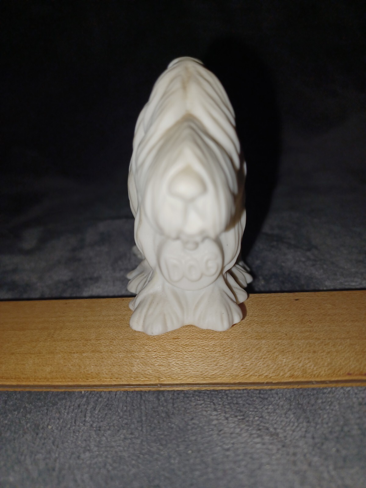 Fine White Bisque Vintage Hallmark Cards Inc. Little Gallery Hound Dog Figurine