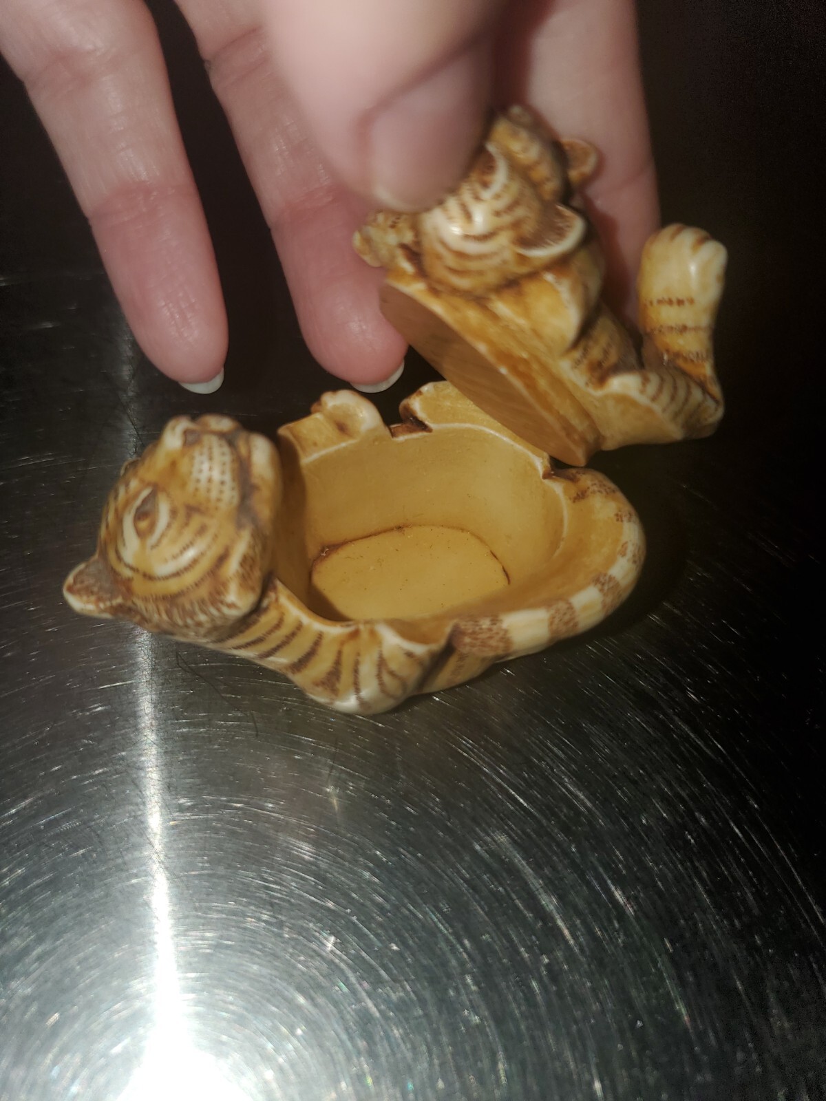 Vintage 1993 Harmony Kingdom “OF THE SAME STRIPE” Tigers Trinket Box Figurine