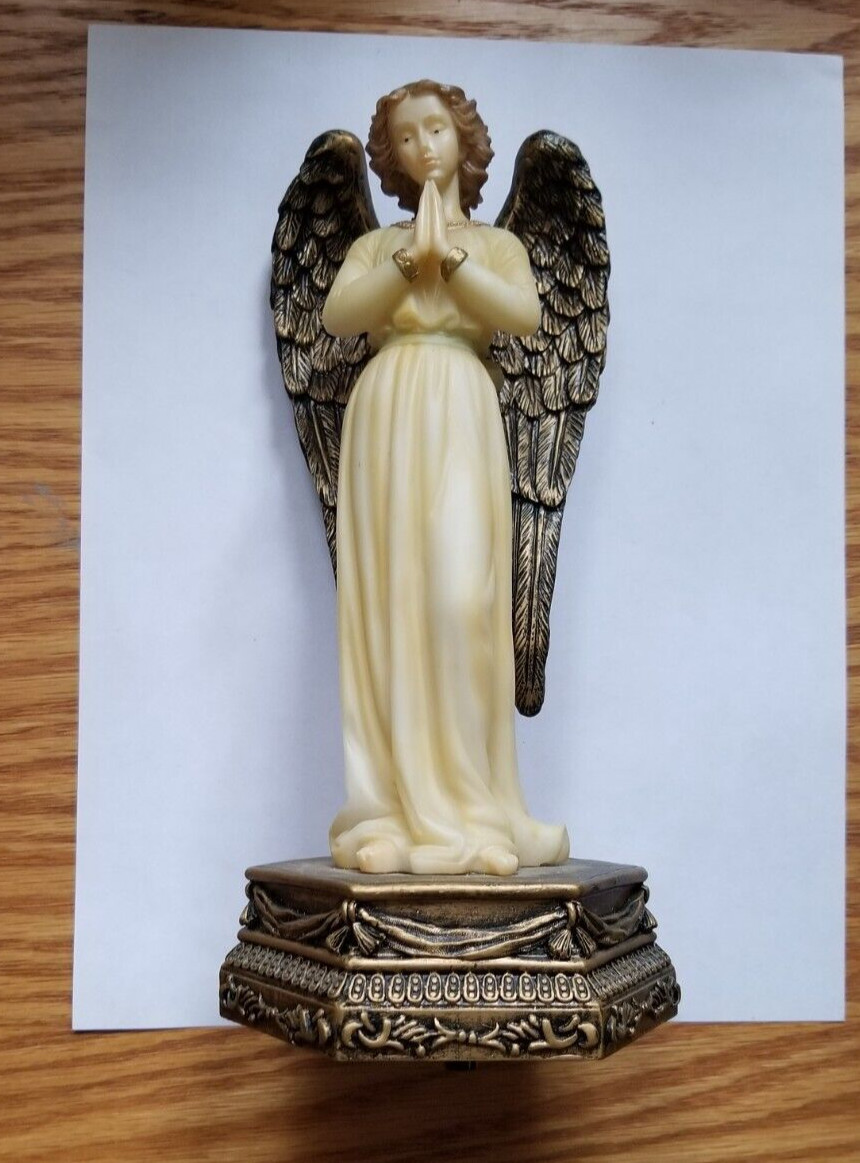 Vintage 9″ Resin Sankyo Standing Praying Angel Music Box Plays Joy to the World