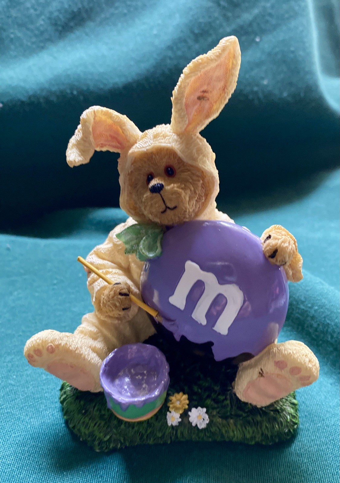 Boyds Bears M&M’s Picasso Colorful Candy Fun Figurine 919037 1st Edition No Box