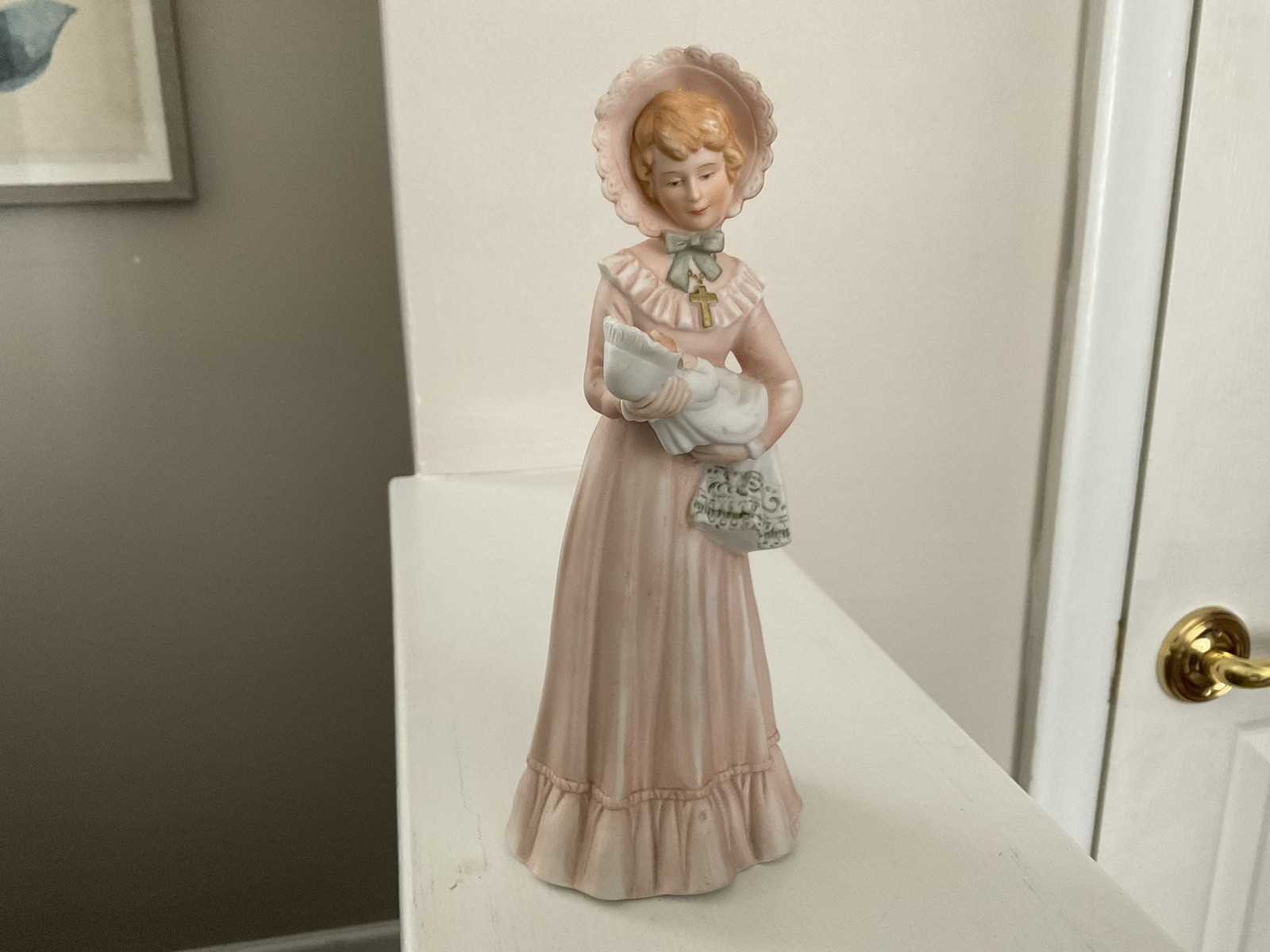 TREASURED MEMORIES CHRISTENING DAY 1983 ENESCO E 3246