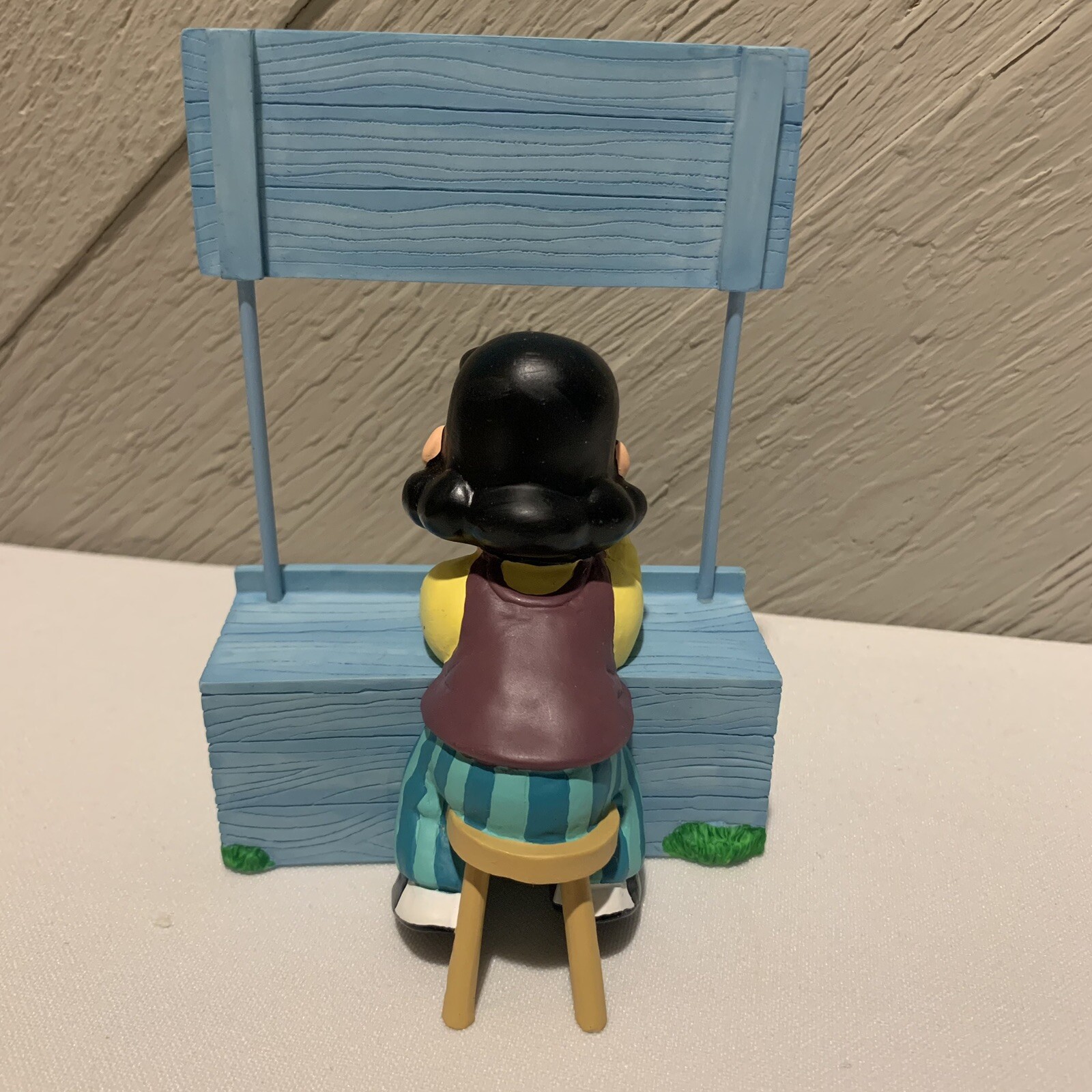 Hallmark Peanuts Gallery Figurine MOOD BOOTH, Missing Mood Signs