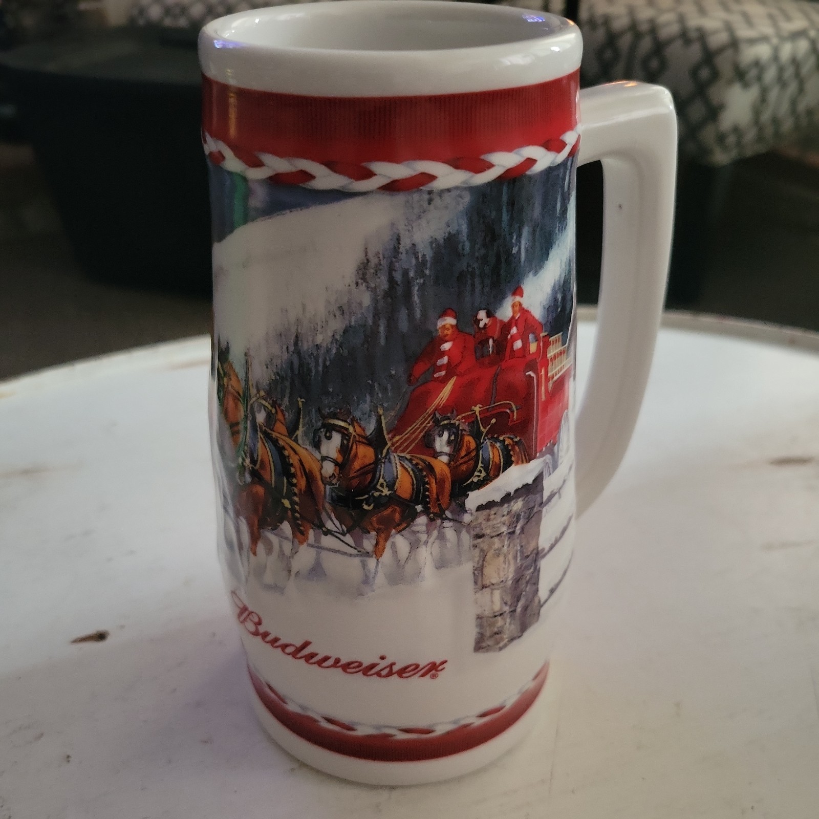 New 2010 Anheuser Busch Budweiser Beer Stein Dashing Through The Snow W/Certif