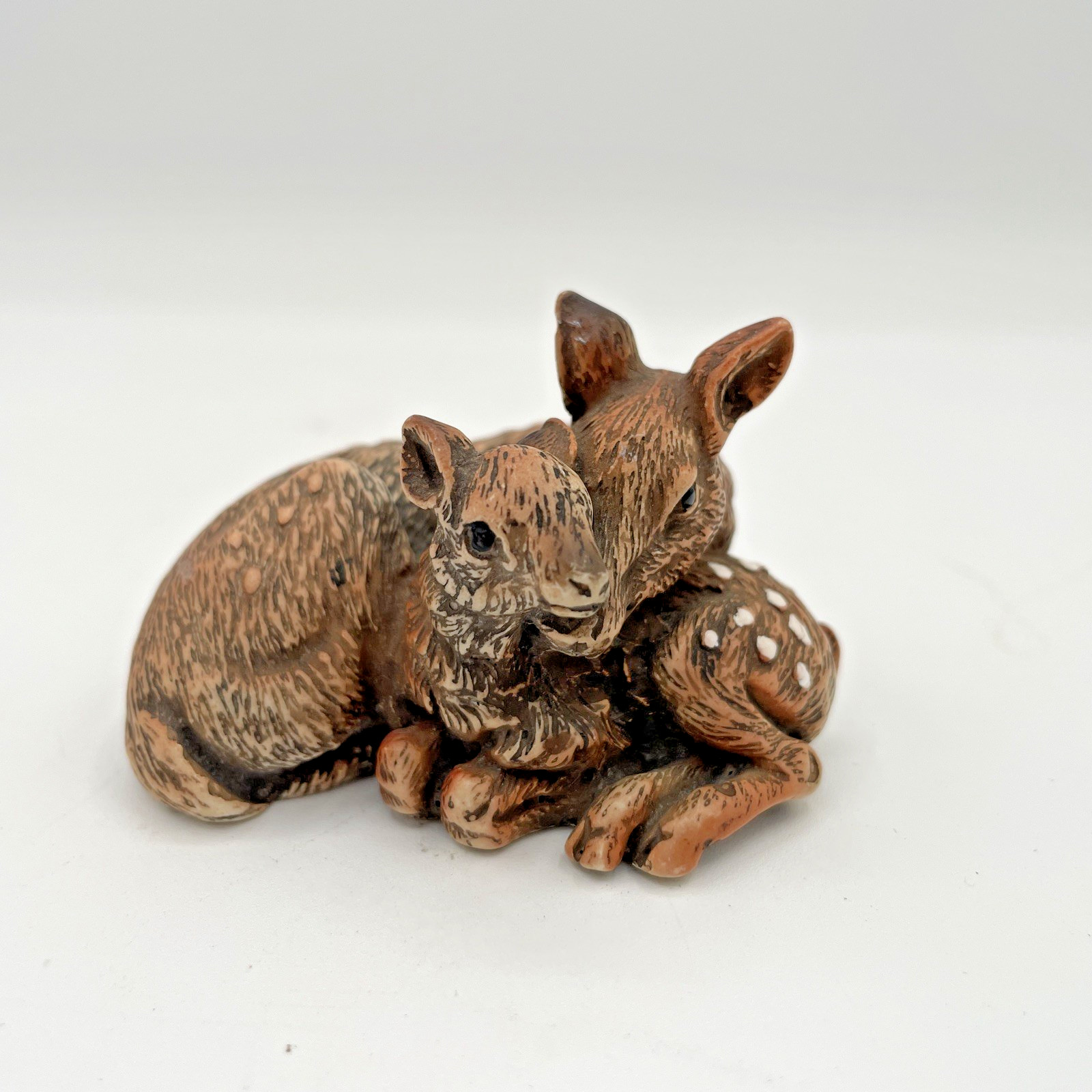 Vintage Doe & Fawn Cuddling Figurine Enesco