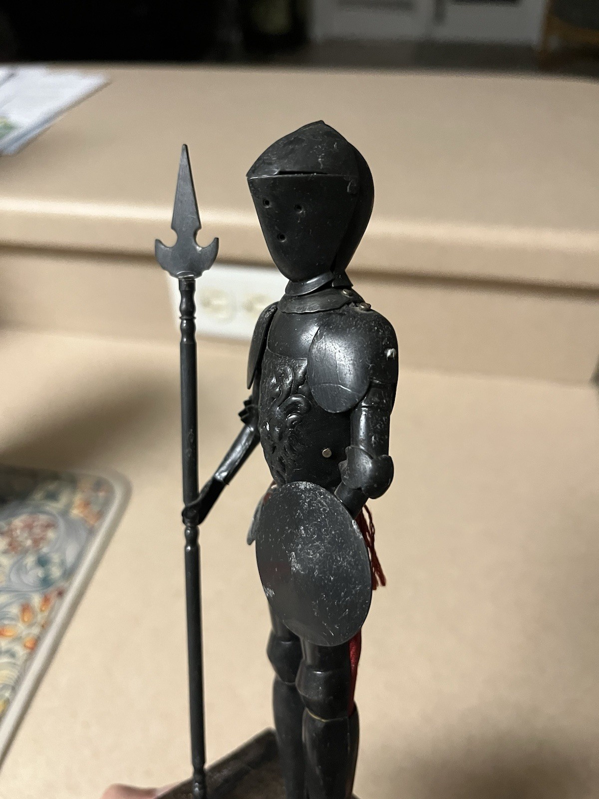 Vintage Medieval Knight In Armor Figurine On Wood Pedestal Renaissance