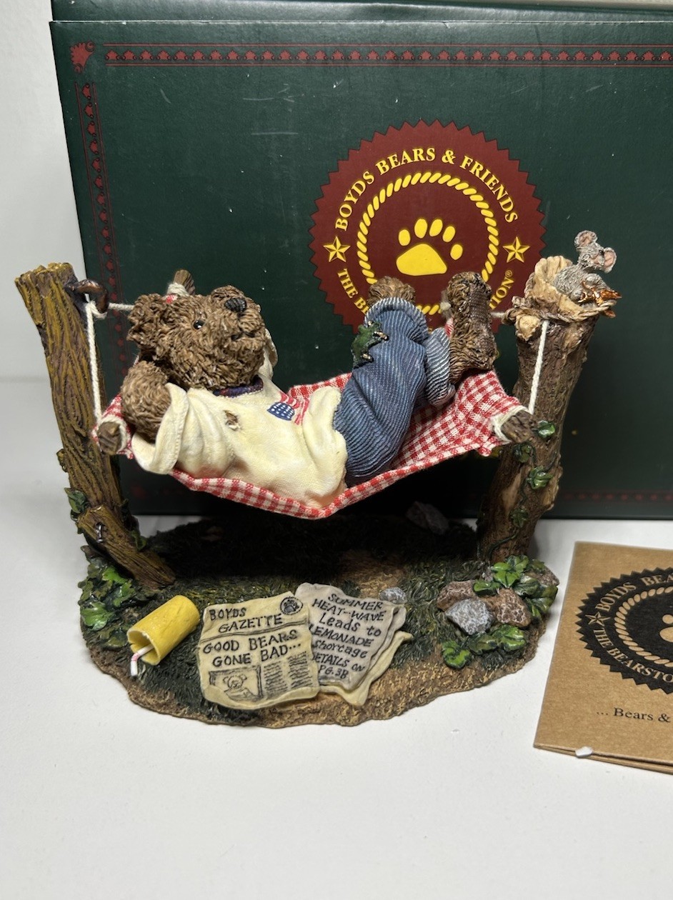 Boyds Bears “Norman Doinuttin… Sorry Girls He’s Taken” NIB #227785