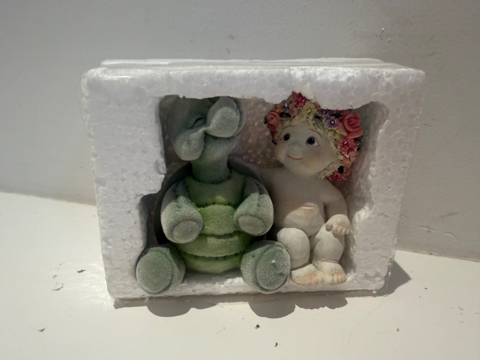Vintage 2000 Dreamsicles Slow But Sure #11454 Cherub Figurine Cast Art