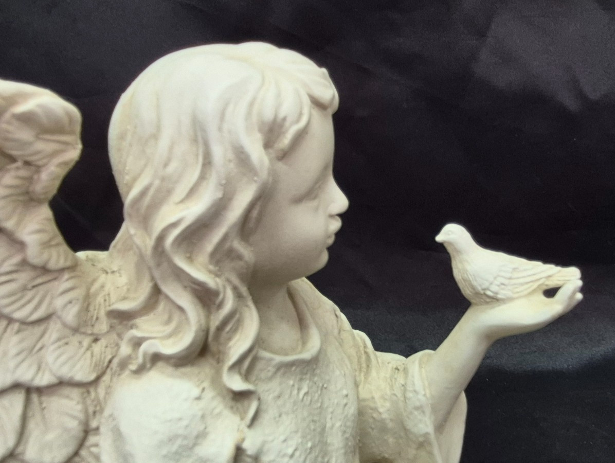 Kneeling Young Girl Angel With Dove Statue Indoor /Outdoor 6 3/4″ Tall Resin