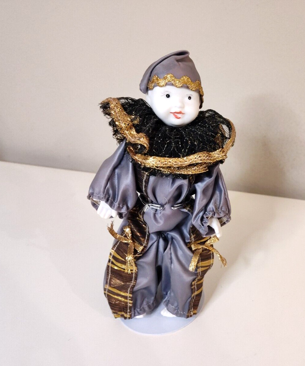 VINTAGE JESTER DOLL PORCELAIN FIGURINE GRAY GOLD BLACK COLOR OUTFIT COLLECTIBLES