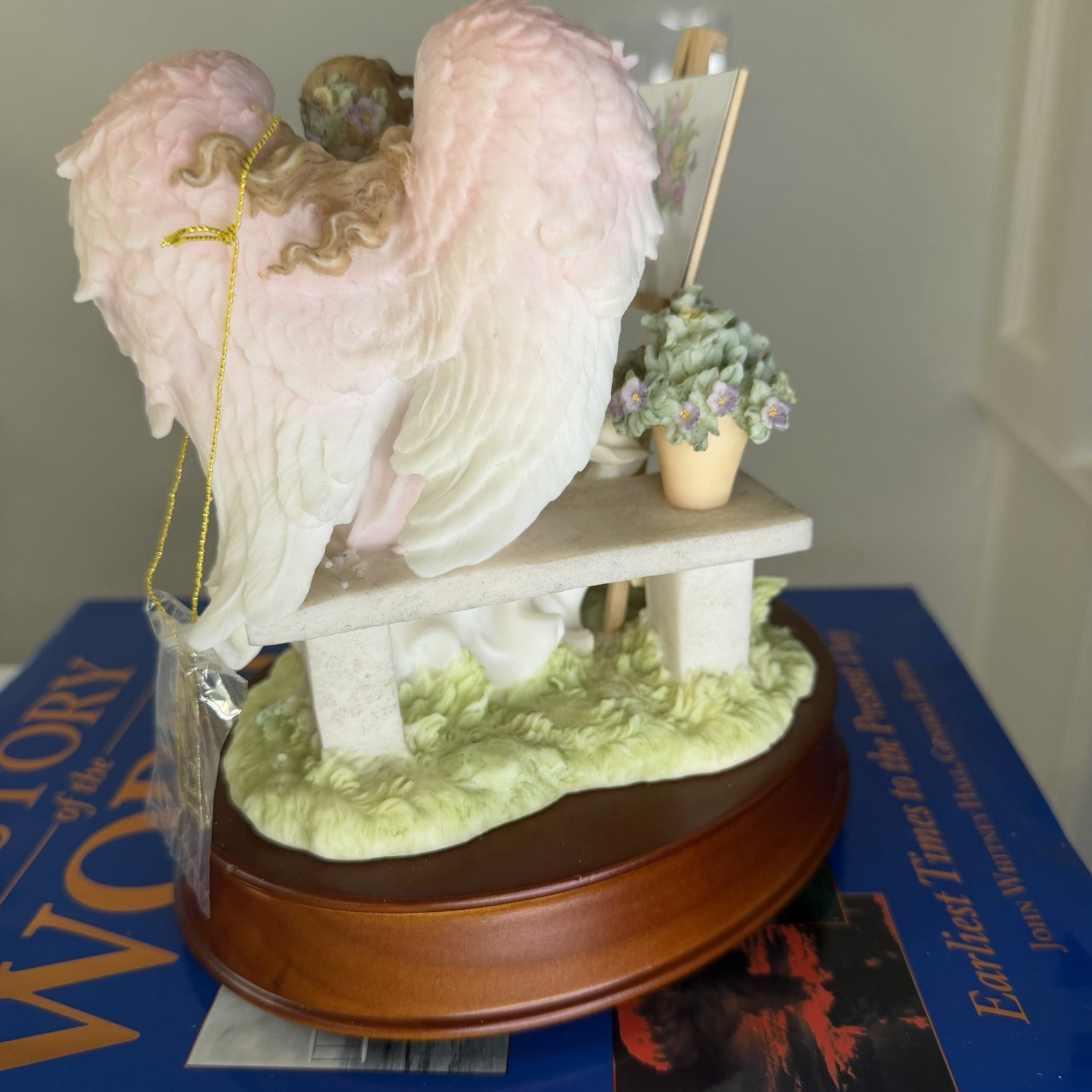 seraphim classics Roman Inc Andrea Angel Painting Music Box