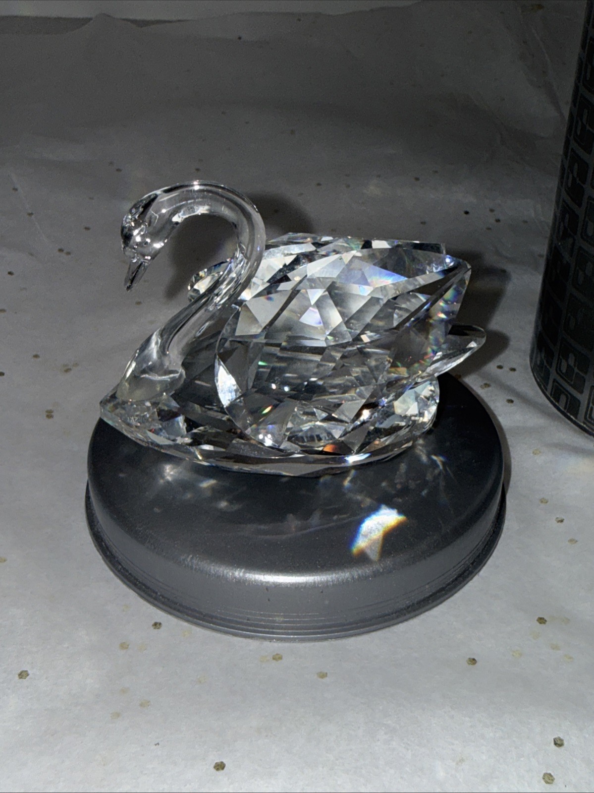 Swarovski Crystal “Beauties of the Lake” 2”x 3” Swan Figurine W/box