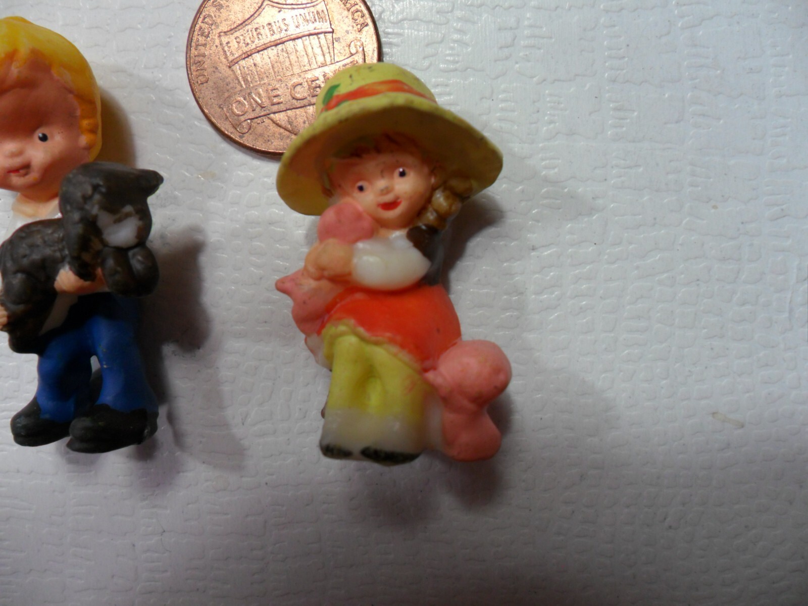 Plastic Miniature Boy and Girl Holding Puppies – Vintage – Made in Hong Kong