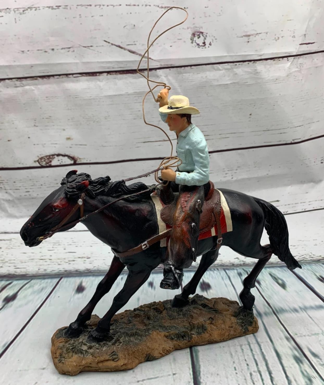 Landscape Nature Figurines Sculptures Cowboy on Horse Full Color