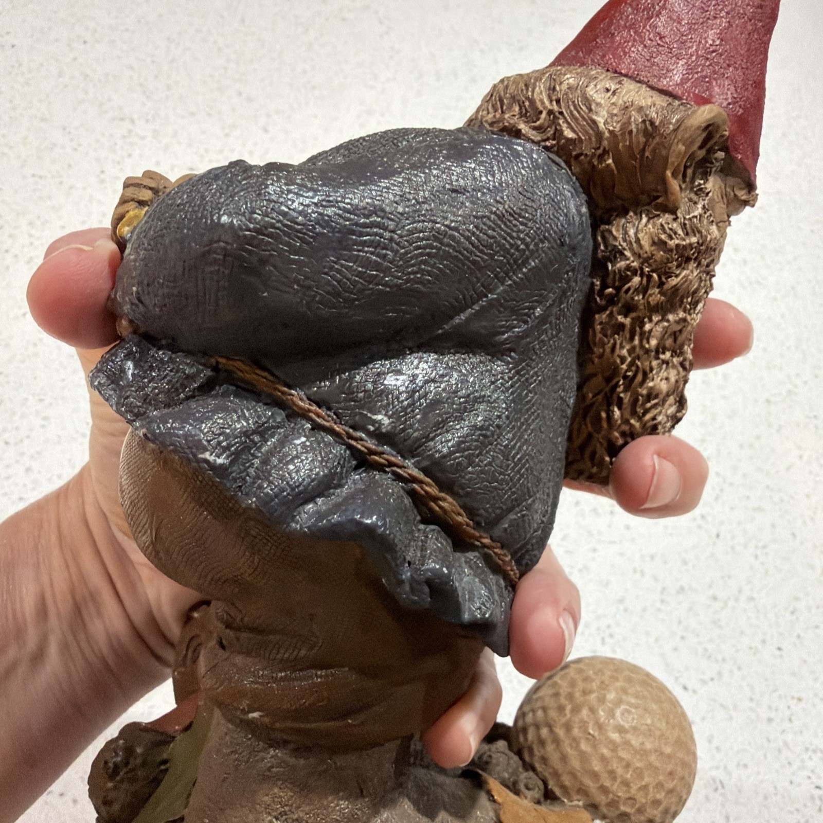 Tom Clark SIGNED Gnome JOHN ROBERT Golf Ball Gnome Cairn Studio 5301
