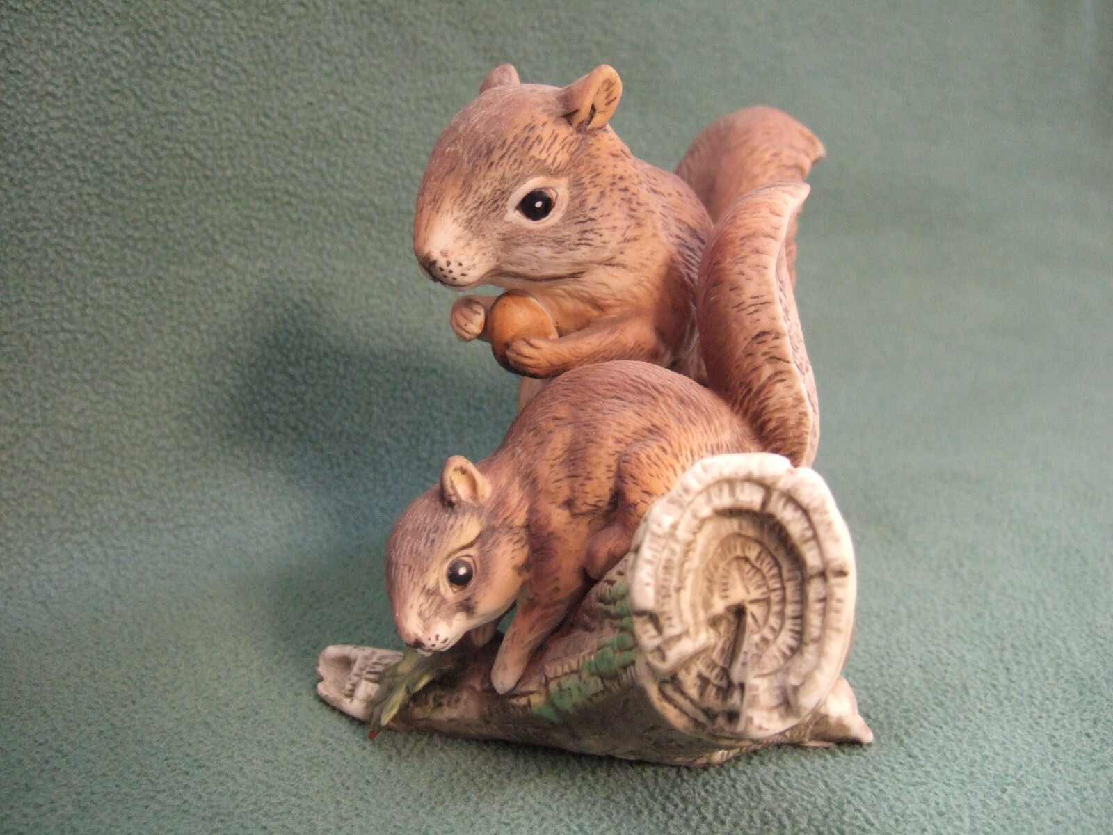 Homco Masterpiece Collection Porcelain Mother and Baby Squirrel Figurine