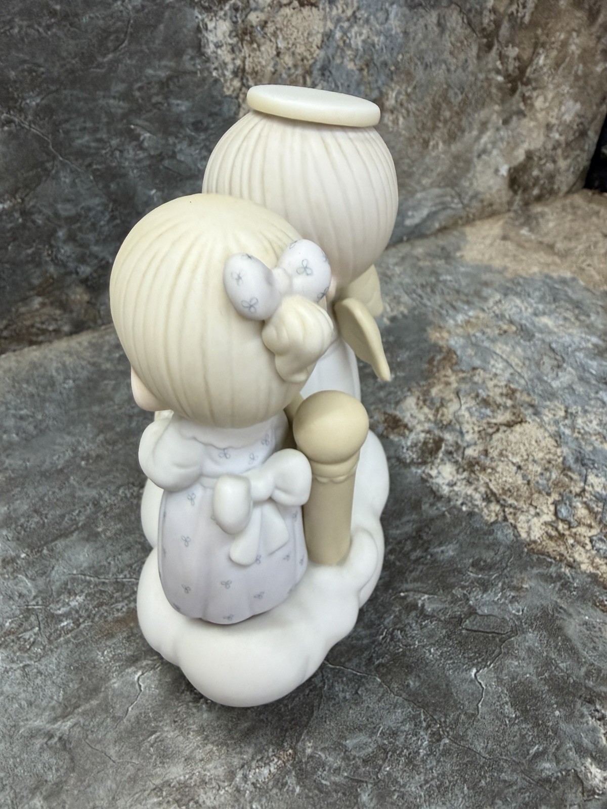 Precious Moments Figurine ‘NO TEARS PAST THE GATE’ 1986 Cute # 101826