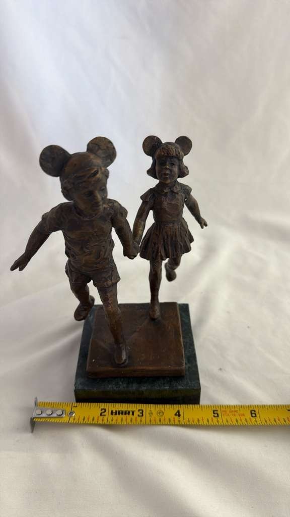 TreeHouse Galleries Dennis Smith “The Veteran” Signed Bronze Sculpture 7.25in