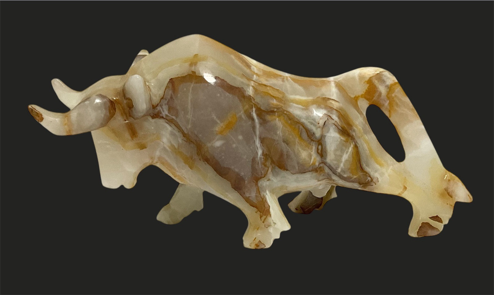 Beautiful Vintage Marble Onyx Charging Bull Sculpture Hand Carved 11” L