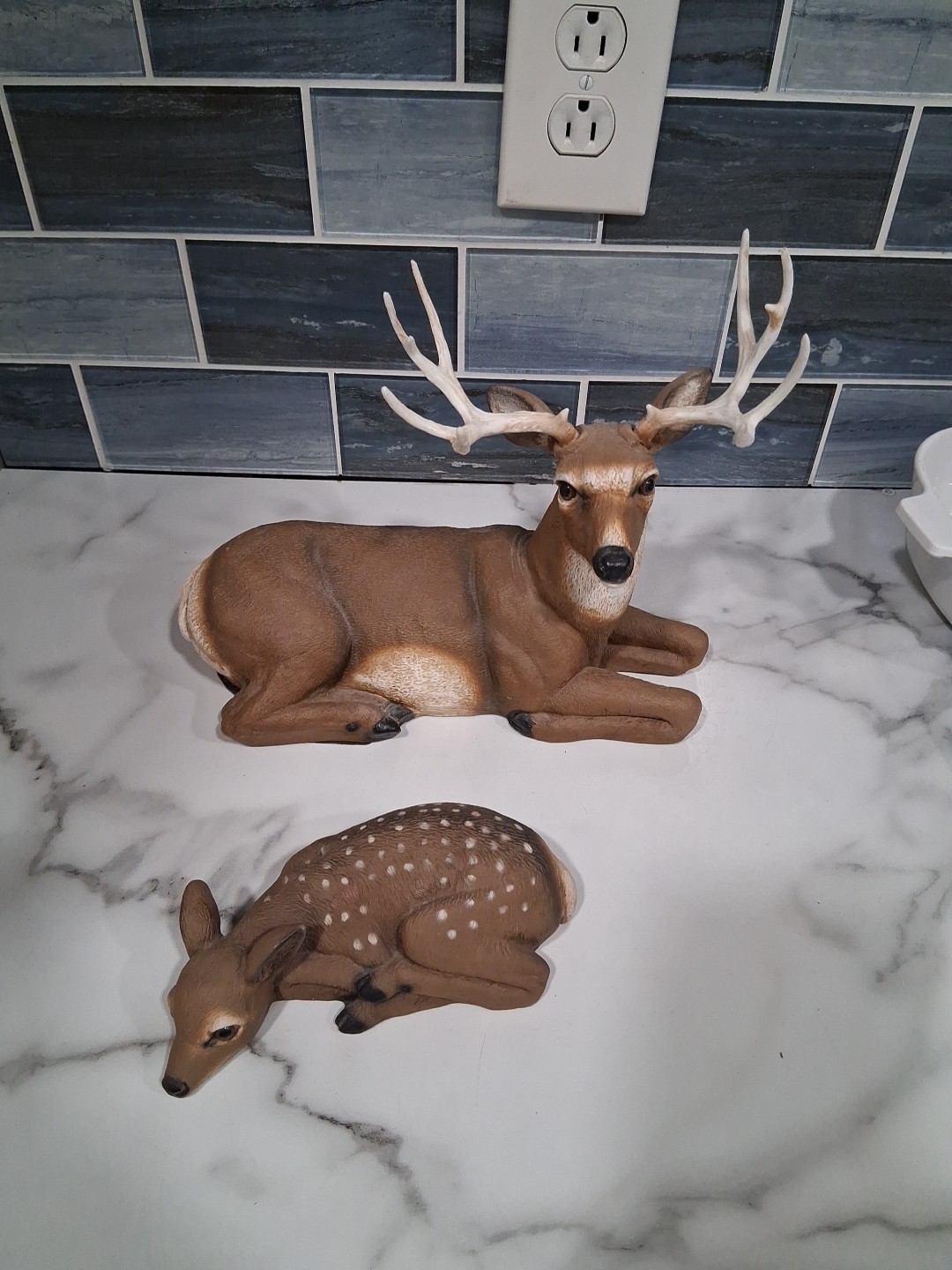 Home Interiors and Gifts 1998 Deer Buck Male Figurine 88003 Indoor Outdoor USA