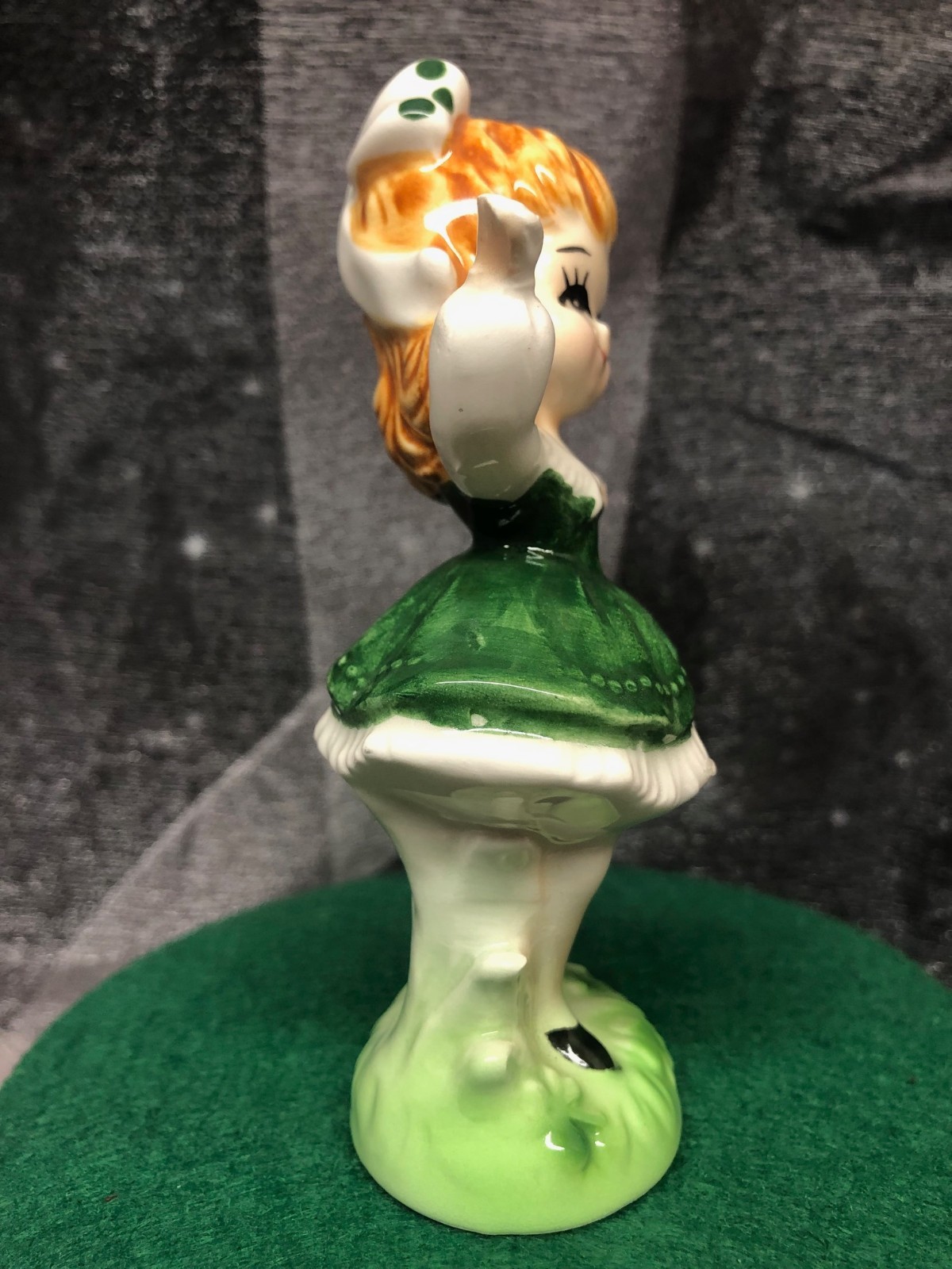VTG LEFTON St Patrick’s Day Irish Girl Boy Figurine Leprechaun Dancing Kissing 2