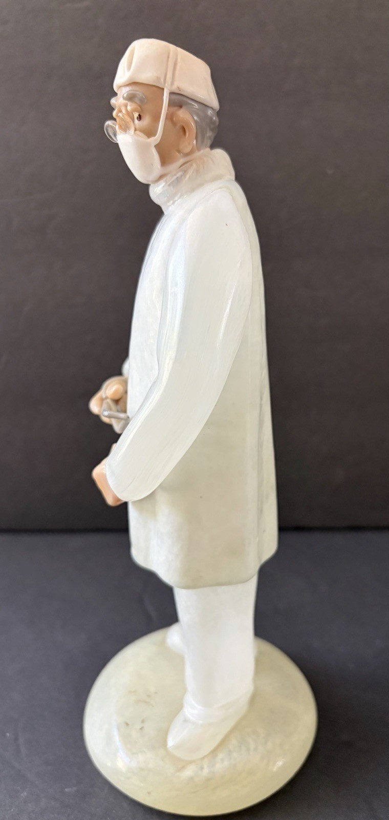 Handmade American Cut Crystal Corp Doctor Surgeon Statue Made In Czech 8.5”