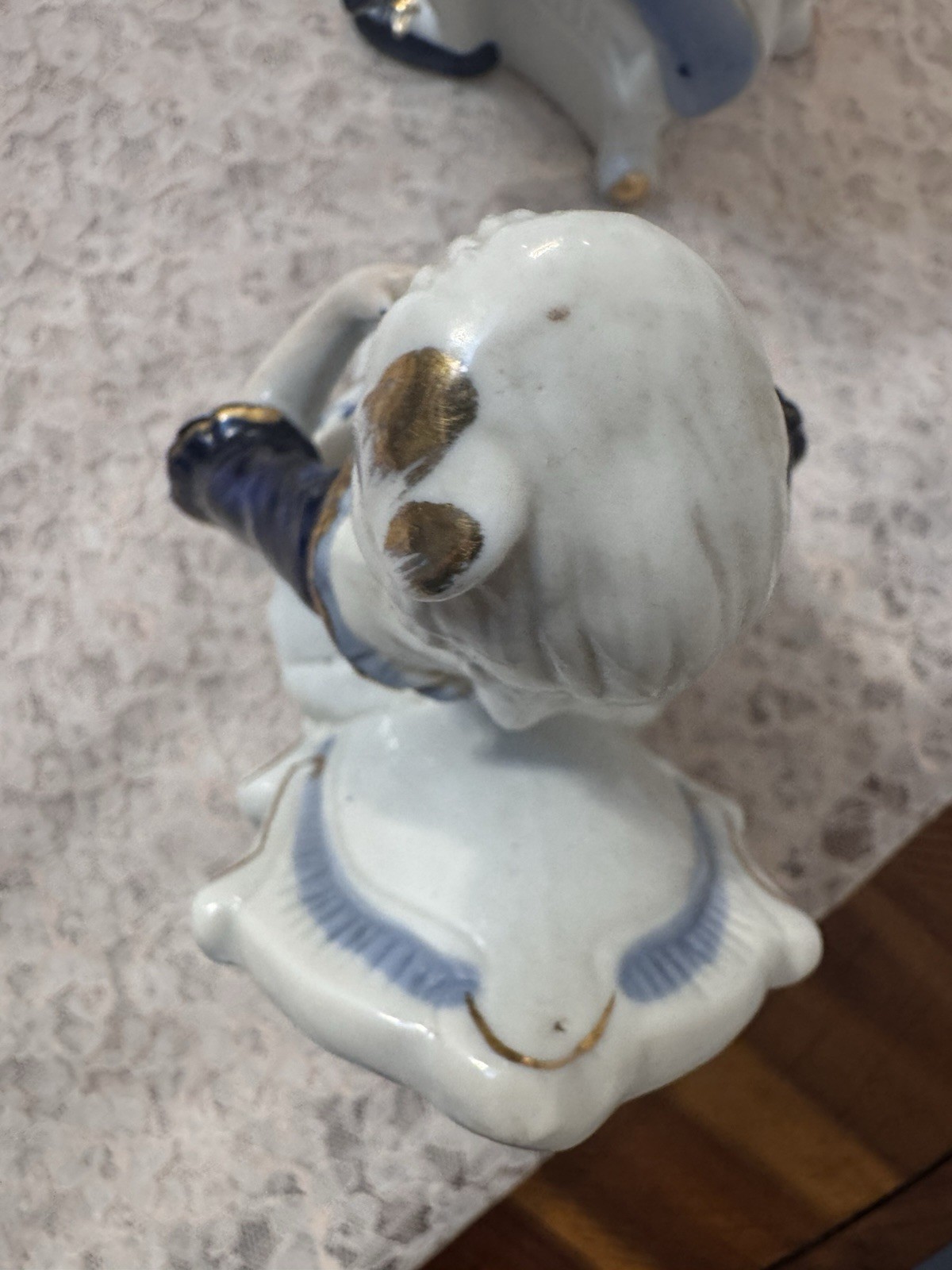 Vintage Cobalt Blue White Porcelain Figurines Seated Colonial Couple Pair