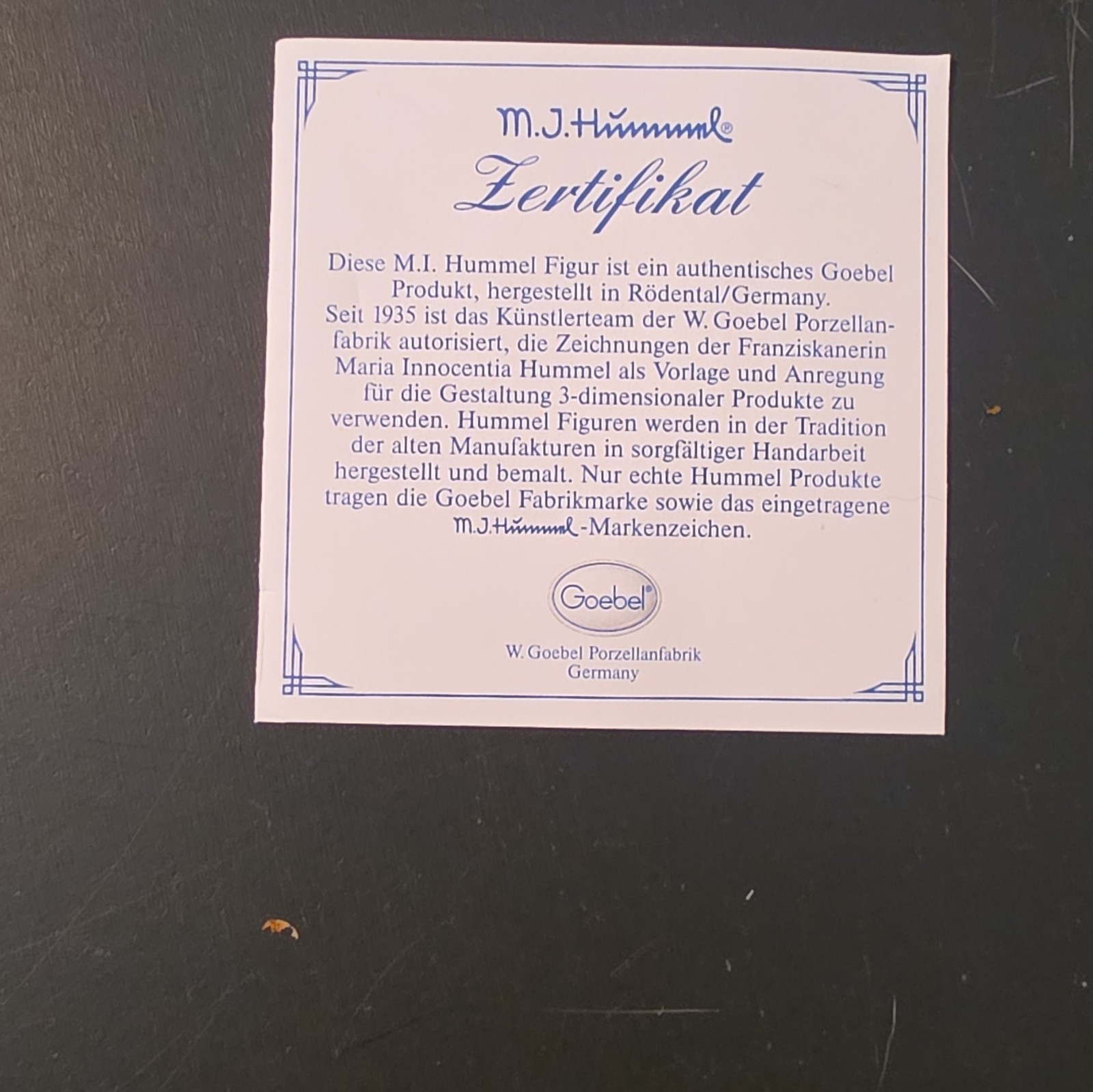 Goebel M.I. Hummel Club Figurine All By Myself HUM 2079/A 3.75in Boxed
