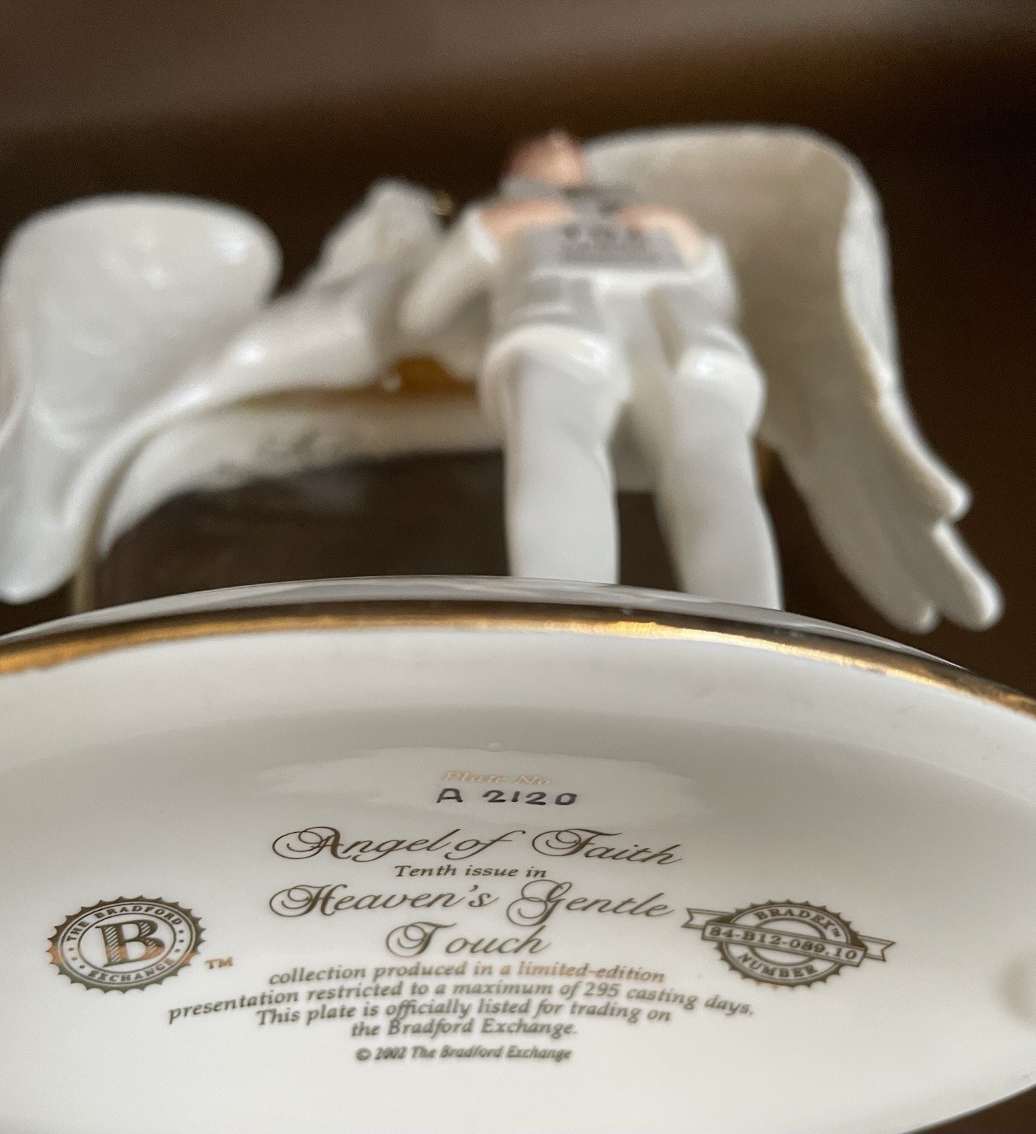 “Angel of Faith” Figurine Heavens Gentle Touch Nurse Prayer Bradford Exchange