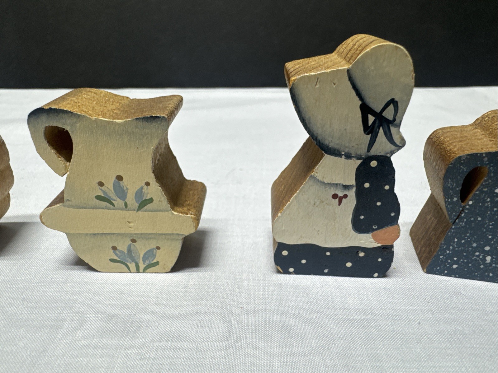 Lot of 8 Wooden Handpainted American Folk Country Decor Trinkets shadow box