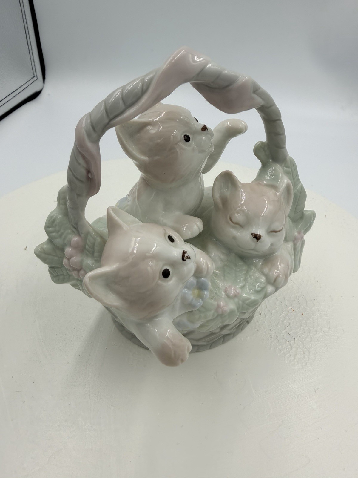 VTG BASKET OF KITTENS WITH FLOWERS BUTTERFLY PORCELAIN ADORABLE