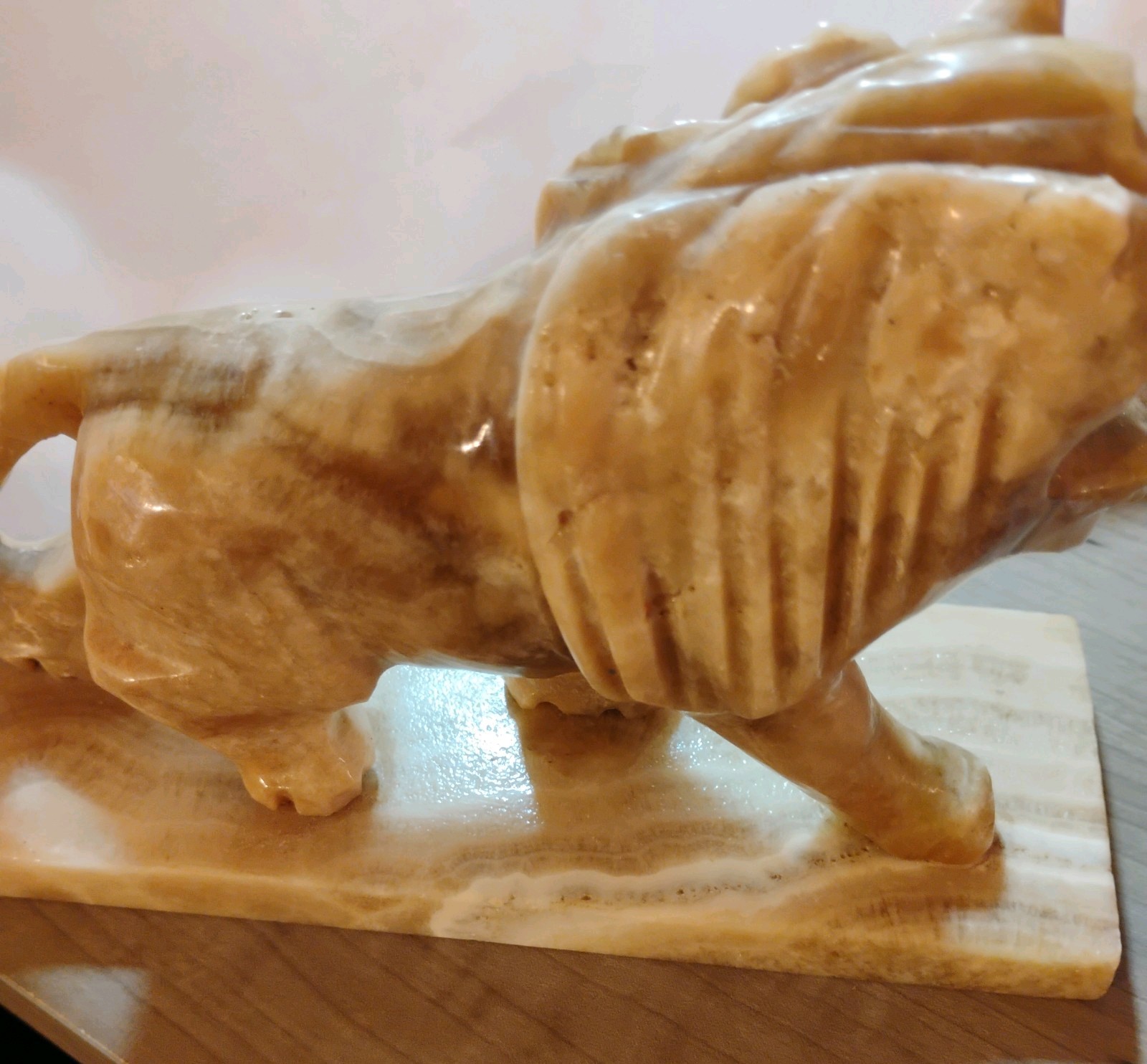 Large Marble Onyx Lion Statue Figure Sculpture Hand Carved paper weight desk