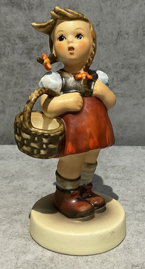 Hummel TMK 3 Little Shopper 4.75” Figurine #96