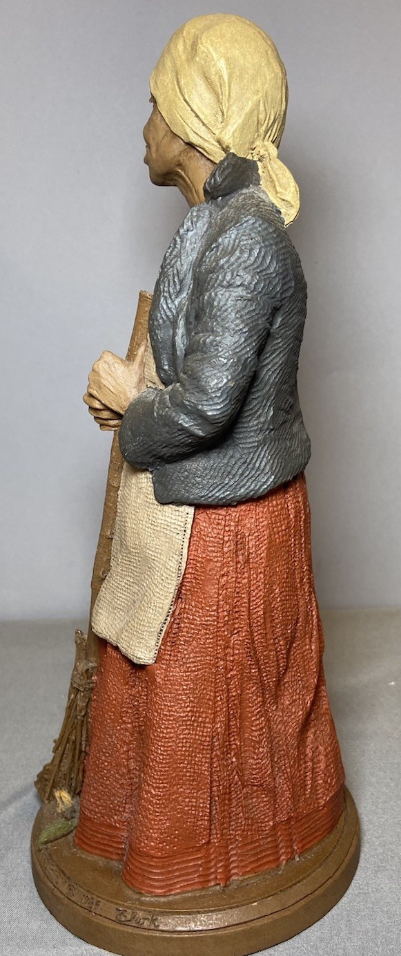 MINT Vintage Tom Clark Figurine EBBIE African American Sweeping Woman Limited Ed