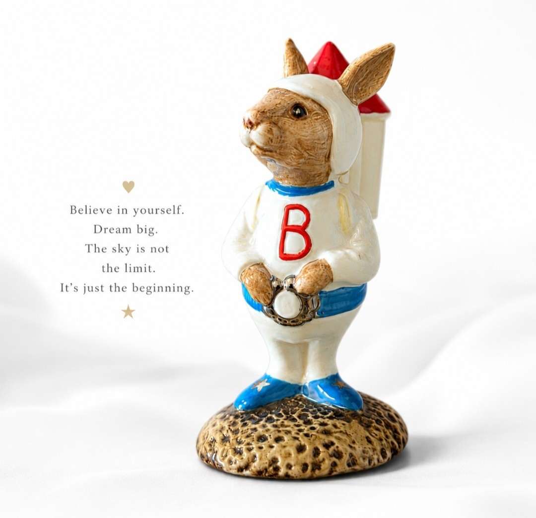 Royal Doulton Bunnykins Astro Bunny Rocket Man DB20 Figurine 1982 England