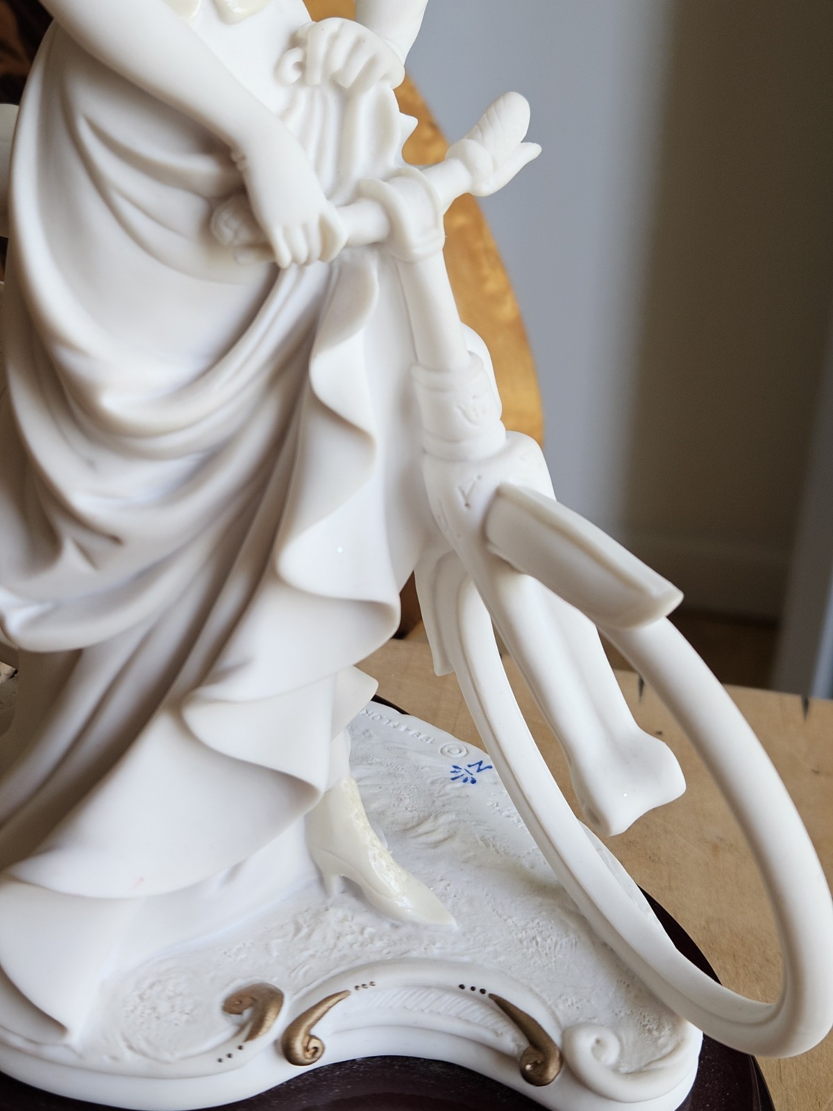 Giuseppe Armani Porcelain Figurine “Sunday Ride” 0531F Damina Con Bicicletta