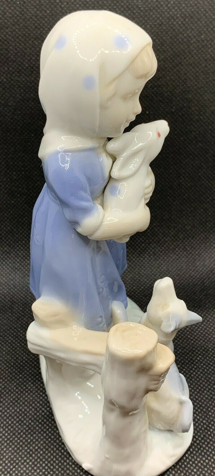 Vintage LeGo Girl with Rabbit and Dog Fine Quality Porcelain Figurine Japan #565
