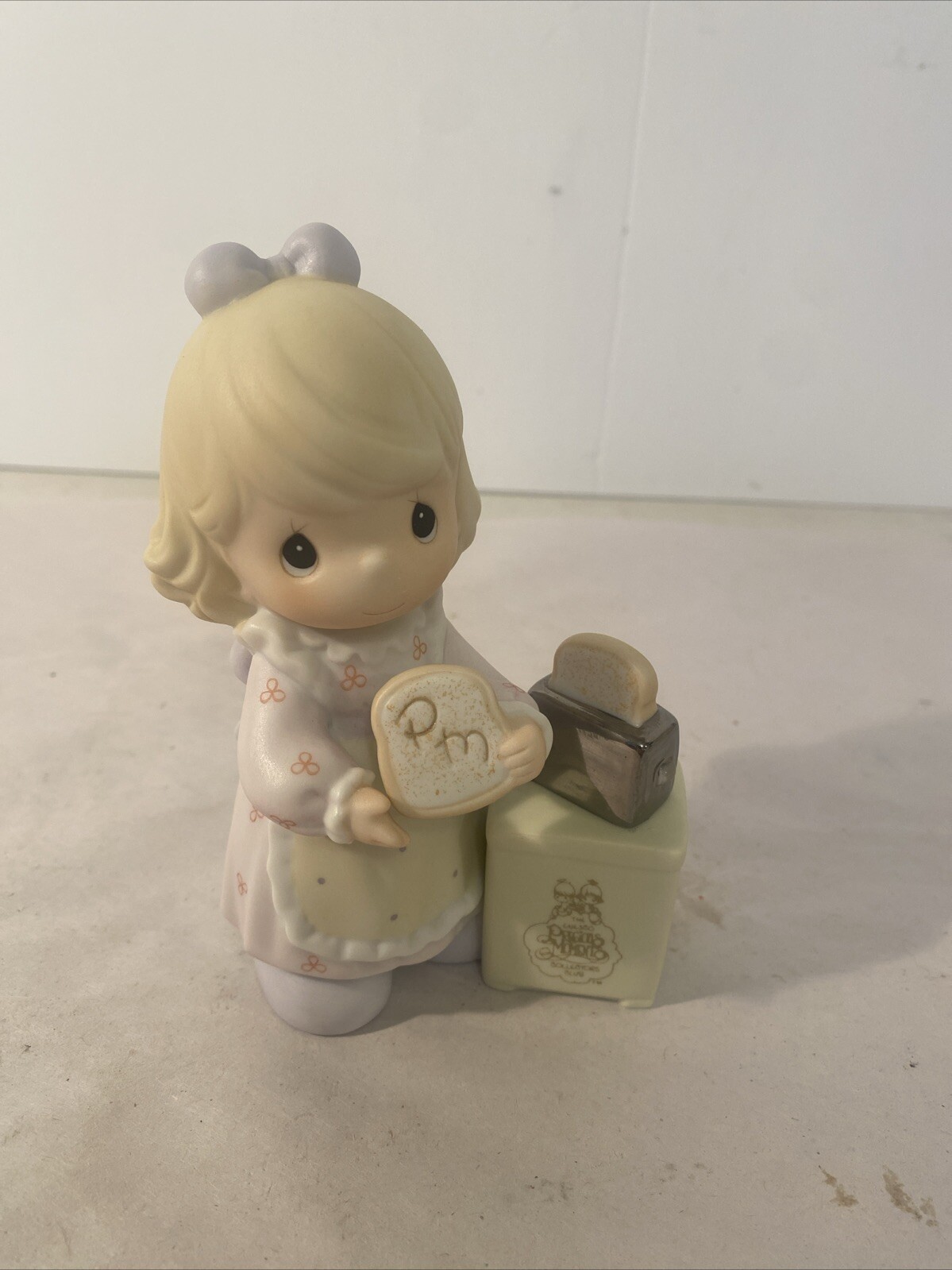 Precious Moments Collectable Figurine 1997 A Special Toast Girl No Box