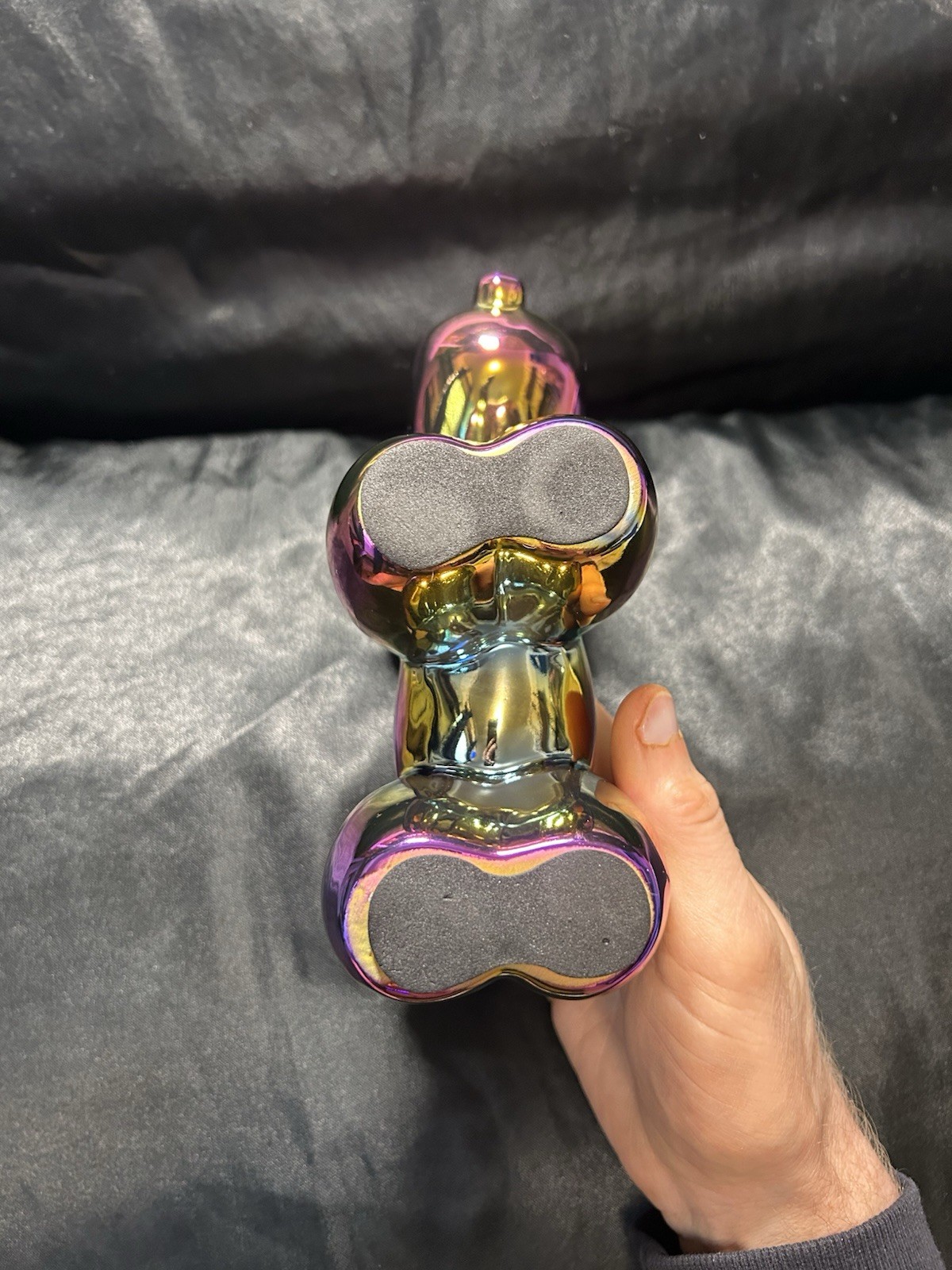 Iridescent Balloon Dog Sculpture – Modern Rainbow Chrome Decor Statue