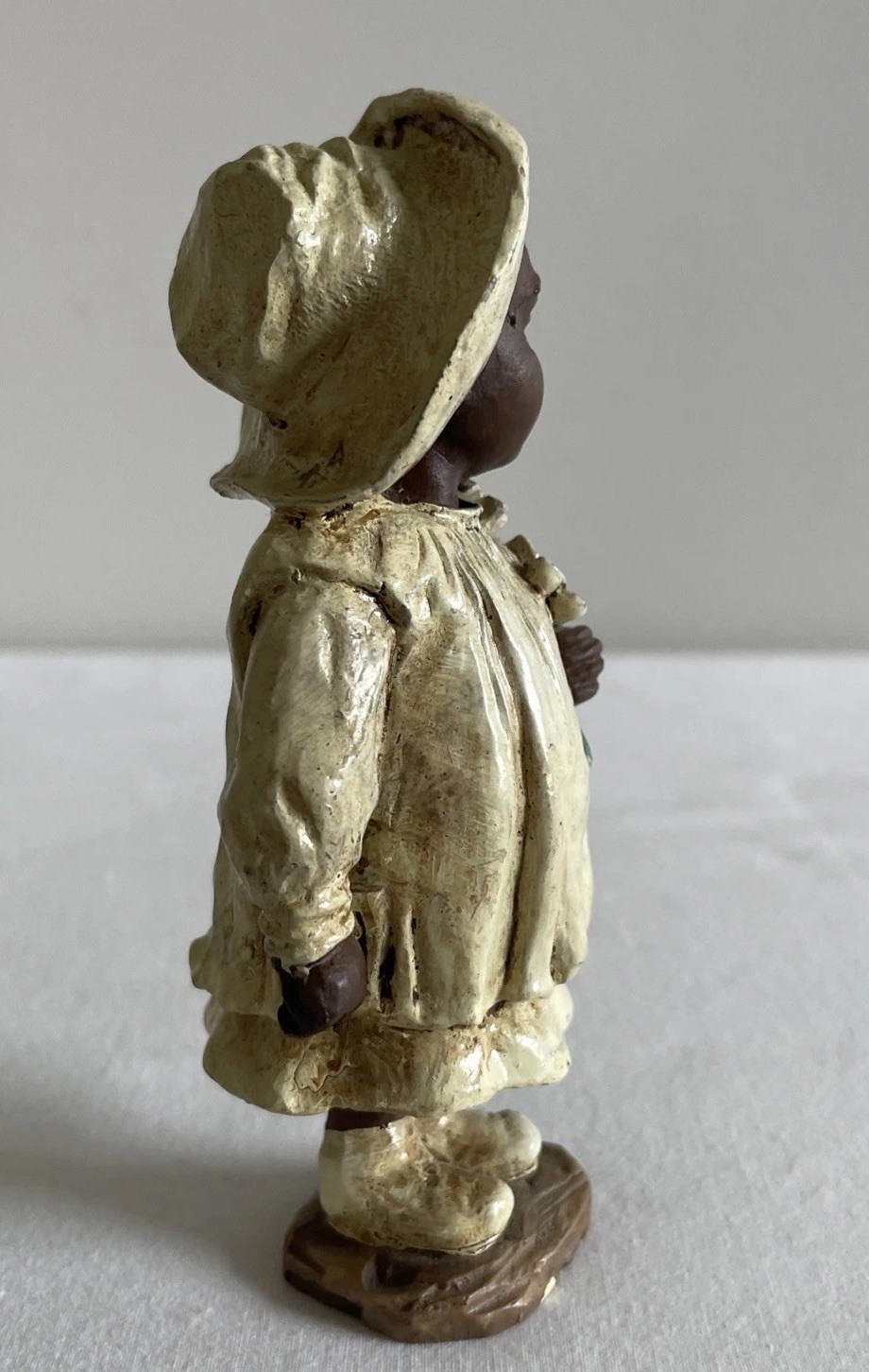 Vintage African American Girl With Flowers 4.5” Tall