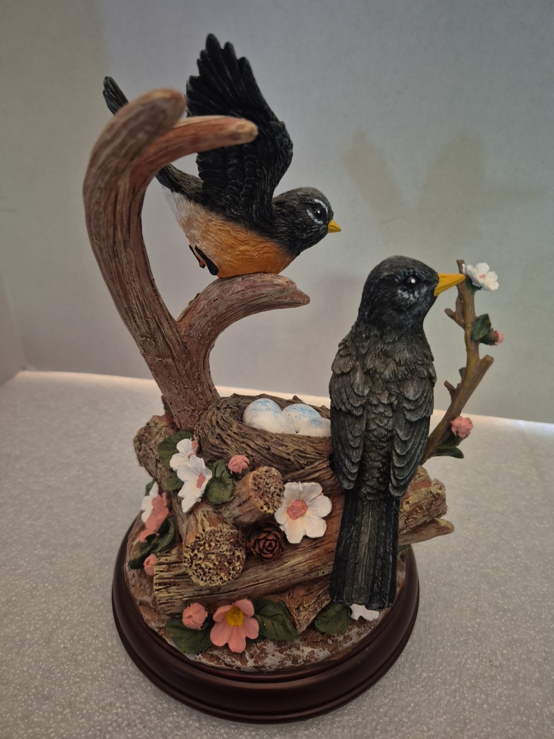 Bradford Exchange Red Red Robins Nature’s Masterpieces Songbird Sculpture
