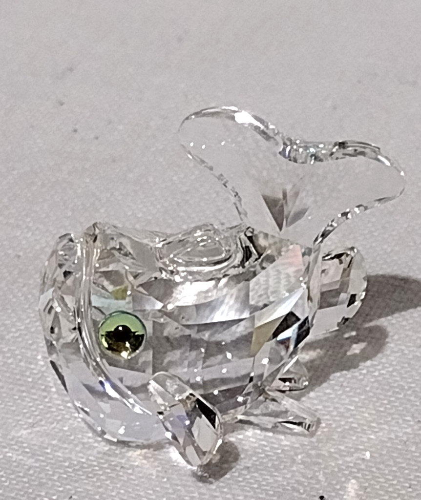 RETIRED SWAROVSKI BEAUTIES OF THE LAKE SERIES BABY CARP 7644 NR 000 003 W/BOX