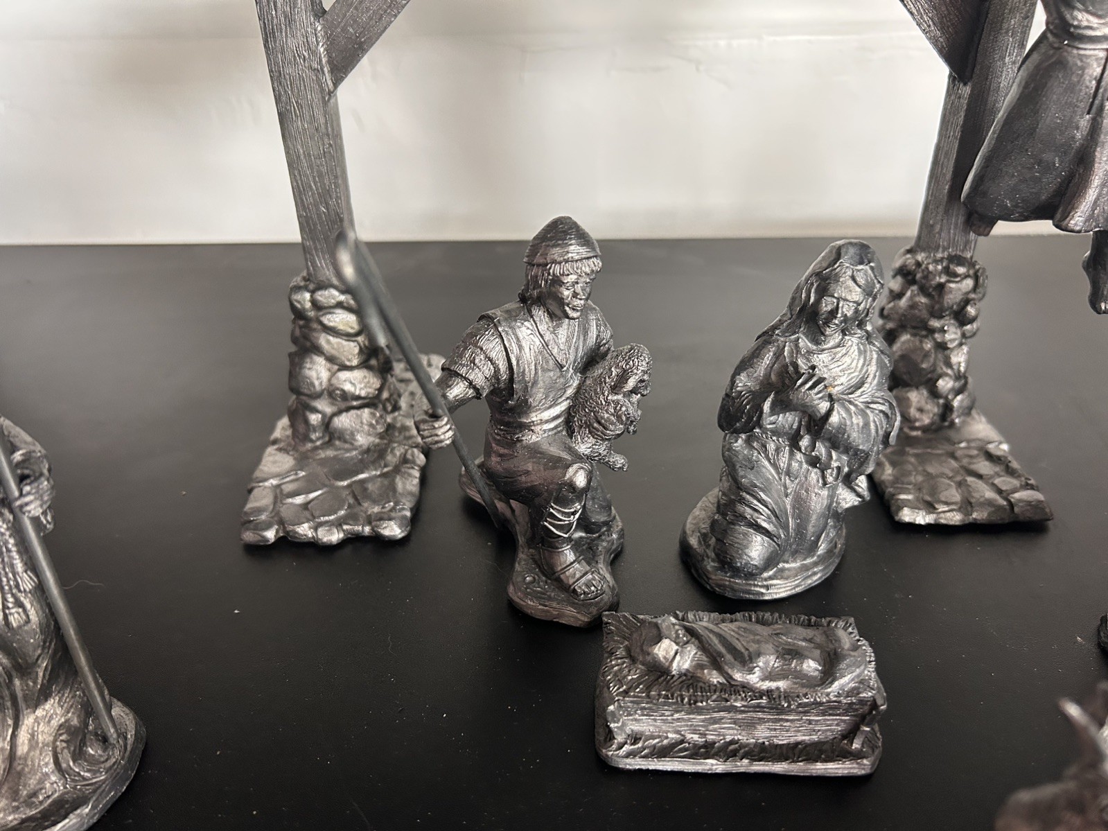 Large Michael Ricker Pewter Holiday Christmas Nativity Creche Figurines Set LE