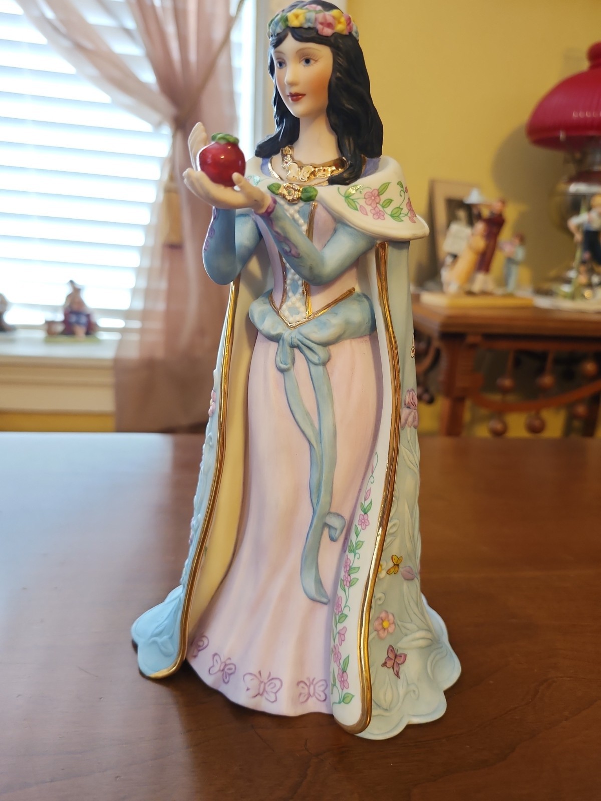 Lenox Snow White Legendary Princesses Collection Porcelain Figurine