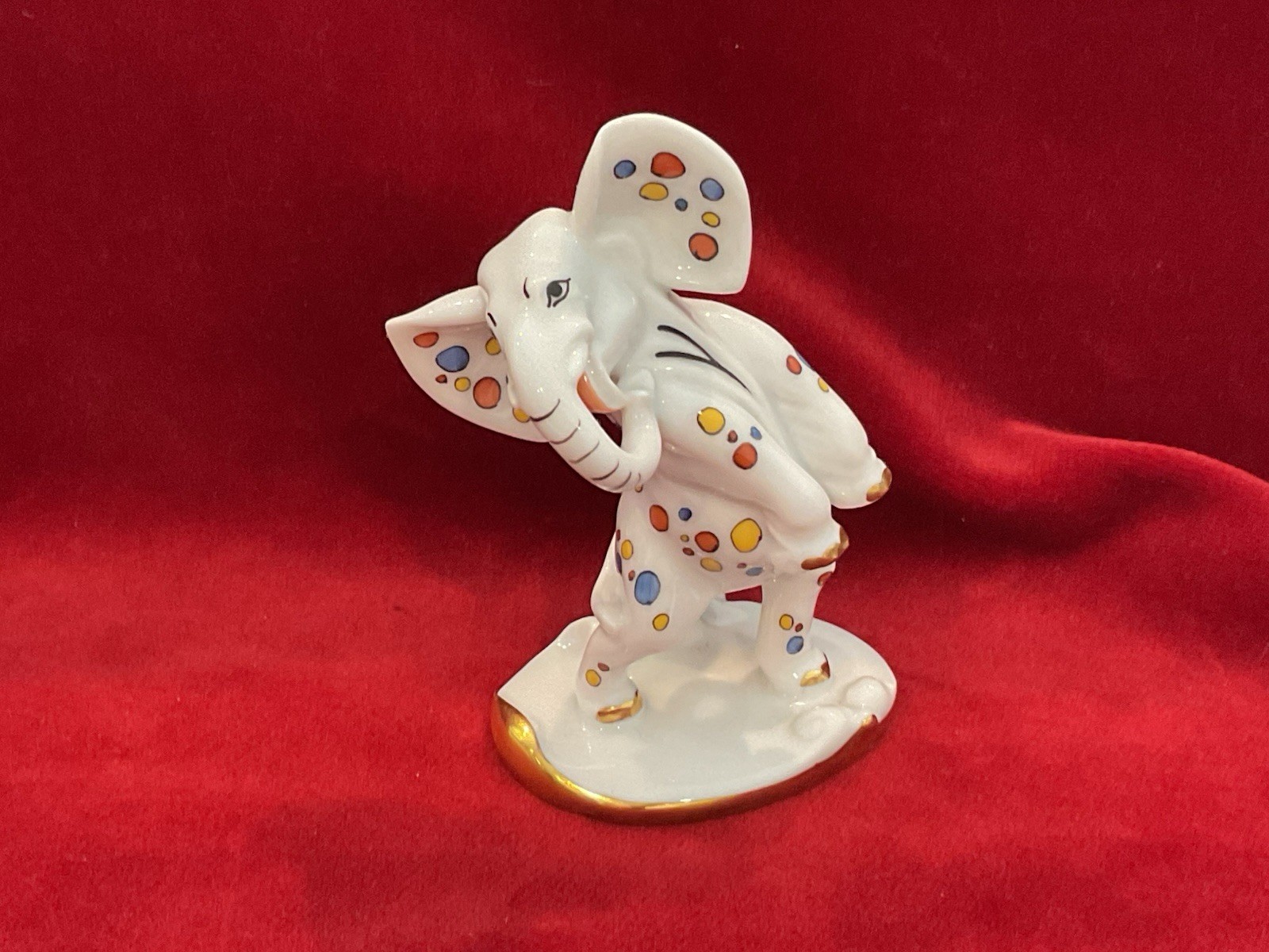 RARE VTG WIEN AUGARTEN VIENNA 239 PORCELAIN DANCING DOTTED ELEPHANT FIGURINE 3.5