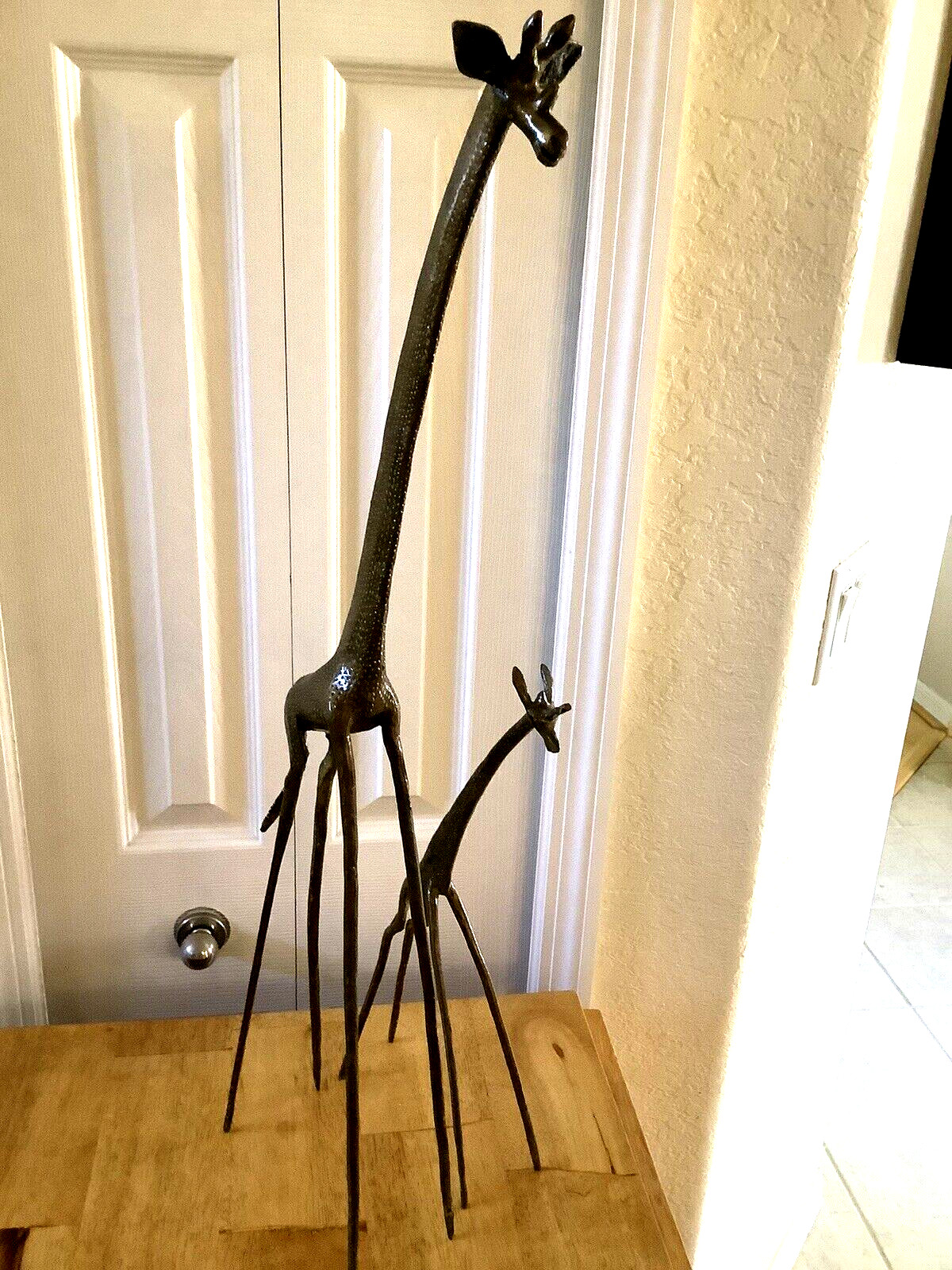 Vintage~ Bronze Mid Century 28″ Giraffe w/15″ Baby Giraffe~ Bronze Figurines