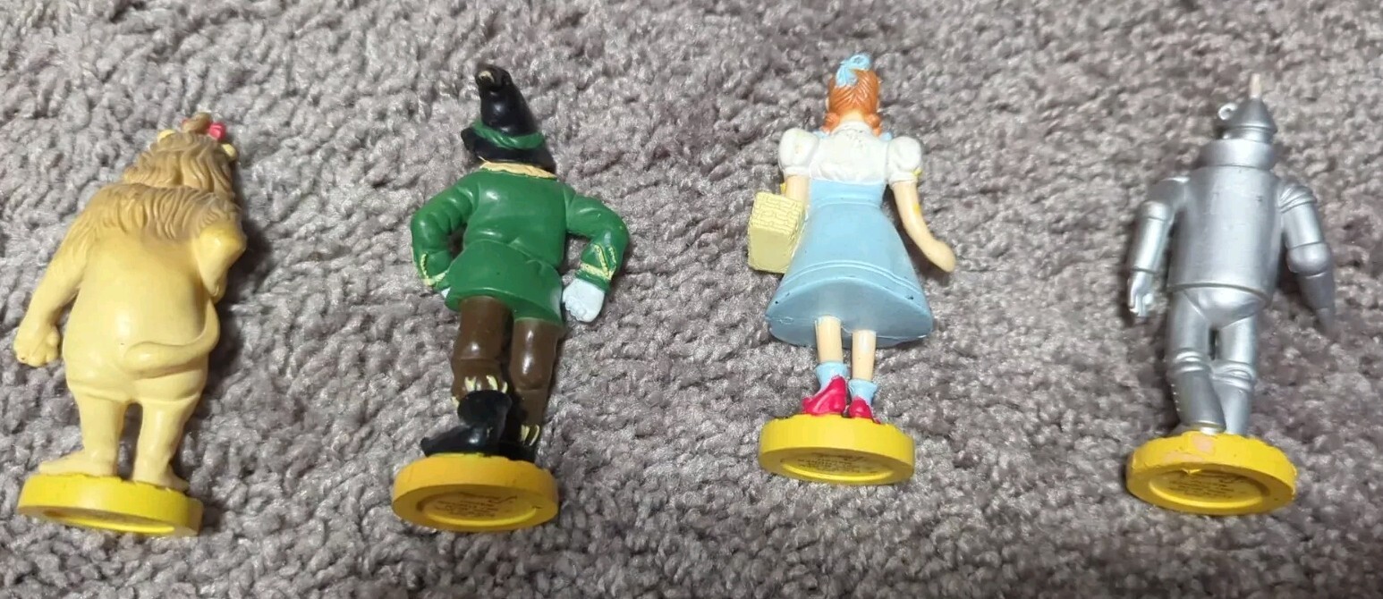 Lot of 4 Wizard of Oz 1939 Loews Ren 1966 MGM 1987 Turner Macau Presents Figures