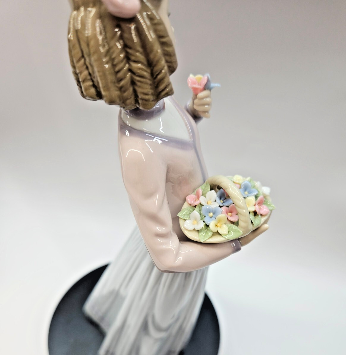 Lladro Figurine: 7644 Innocence in Bloom, Retired – No Box