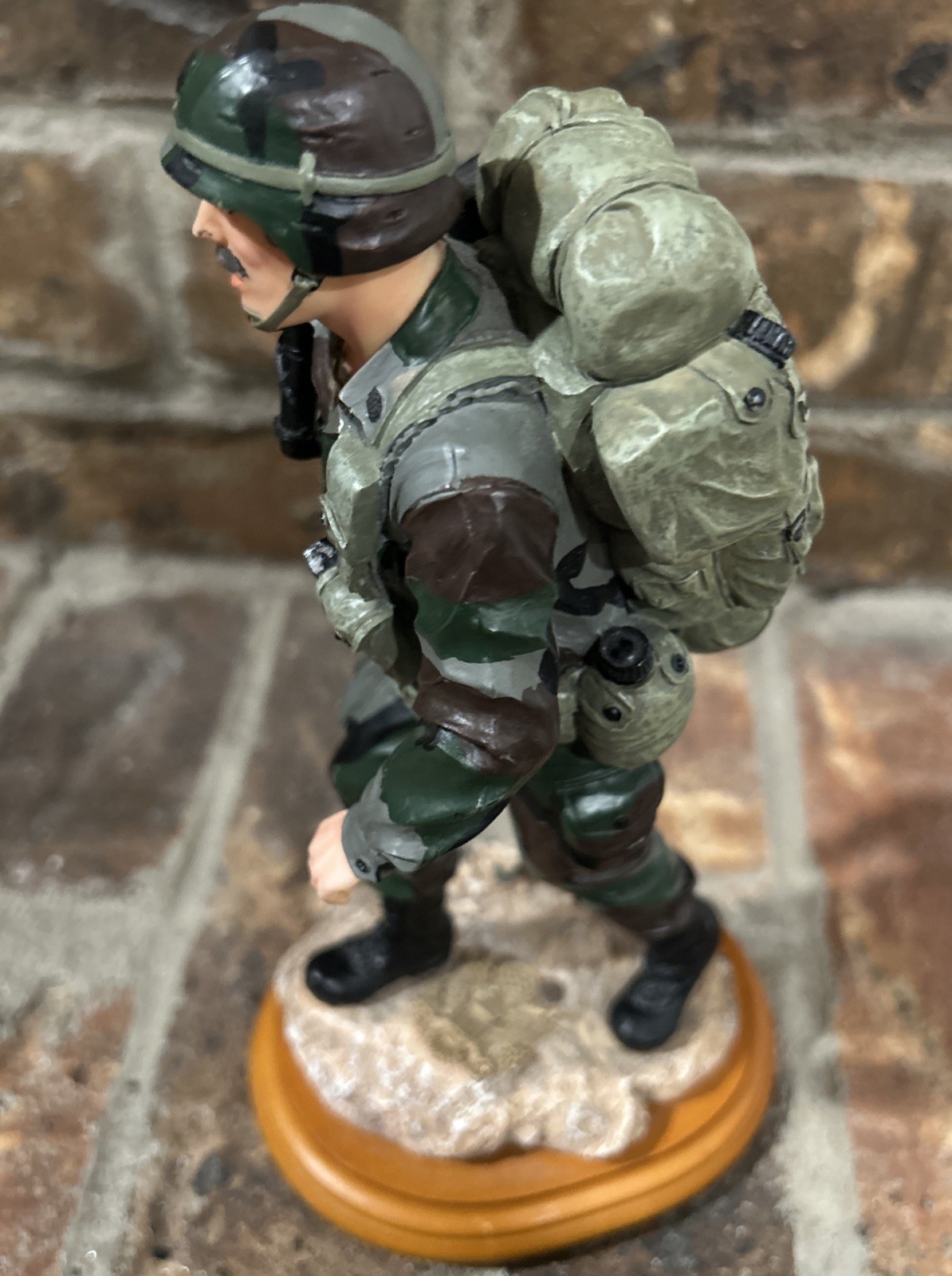 Vanmark American Hero’s “Another Morning Stroll” 1998 Soldier 4/0872